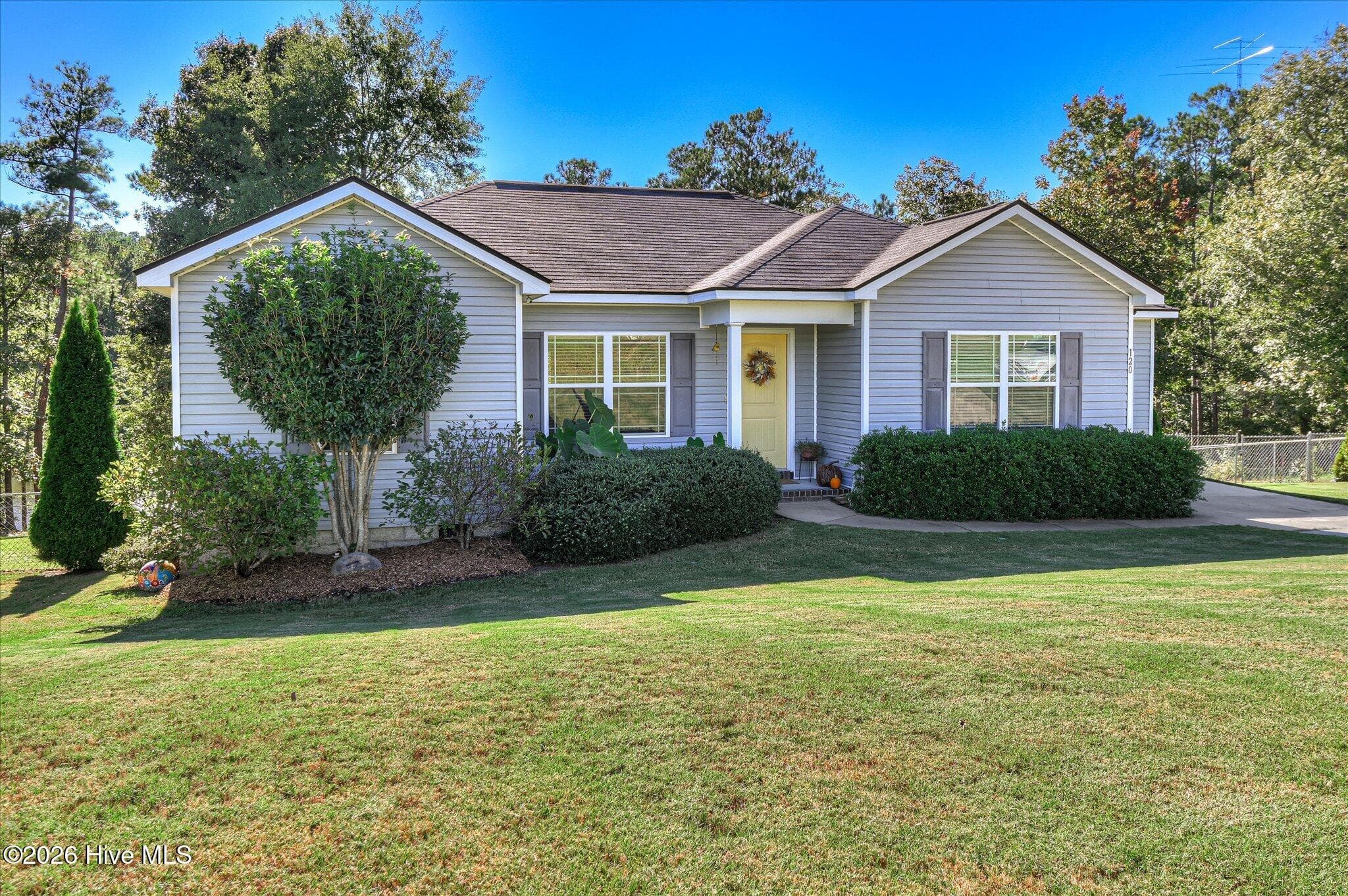 Single Family Residence at 120 Running Creek Drive, North Augusta, SC 29860, photo 2 of 45