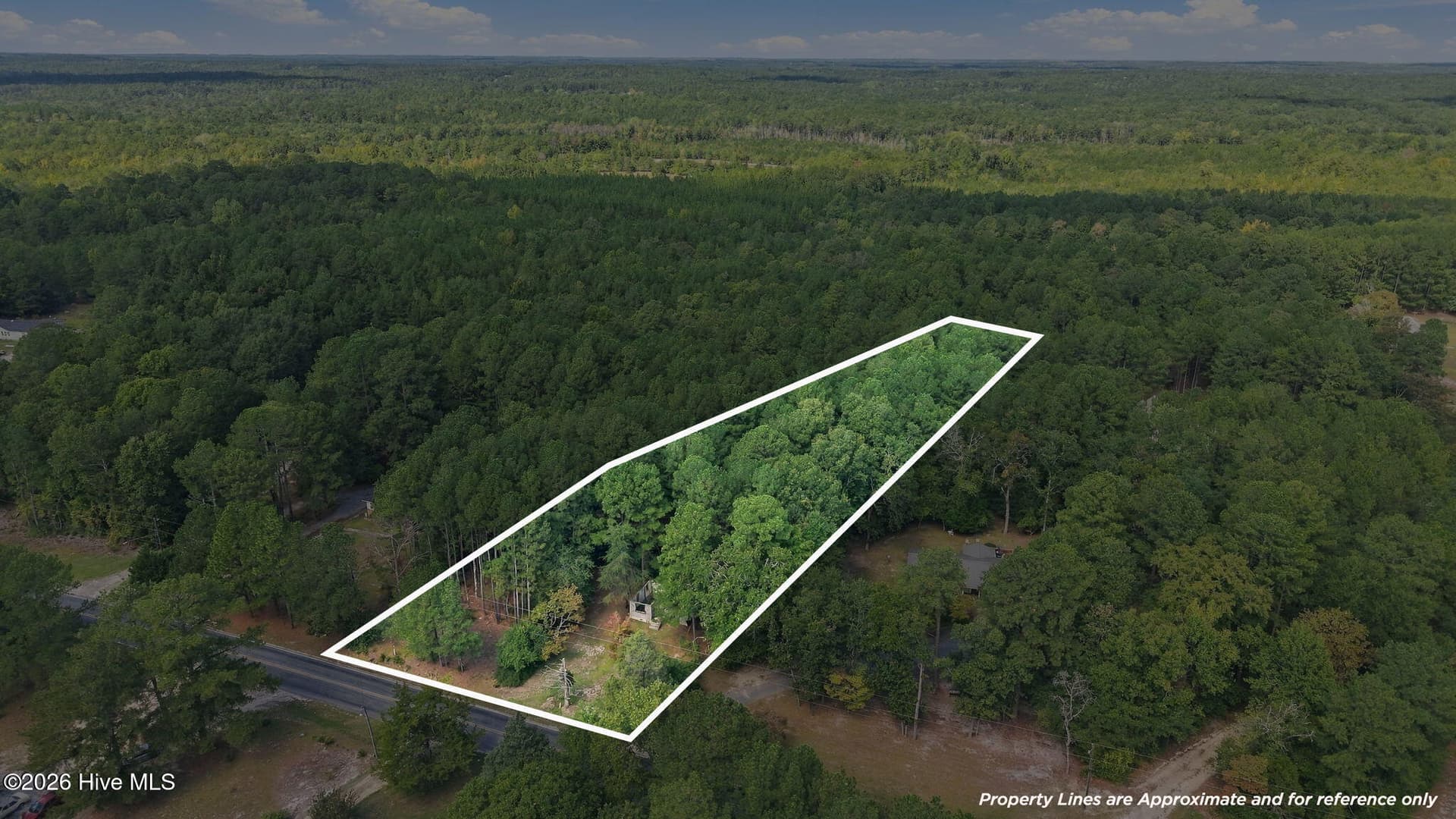 1418 Juniper Lake Road, West End, NC 27376