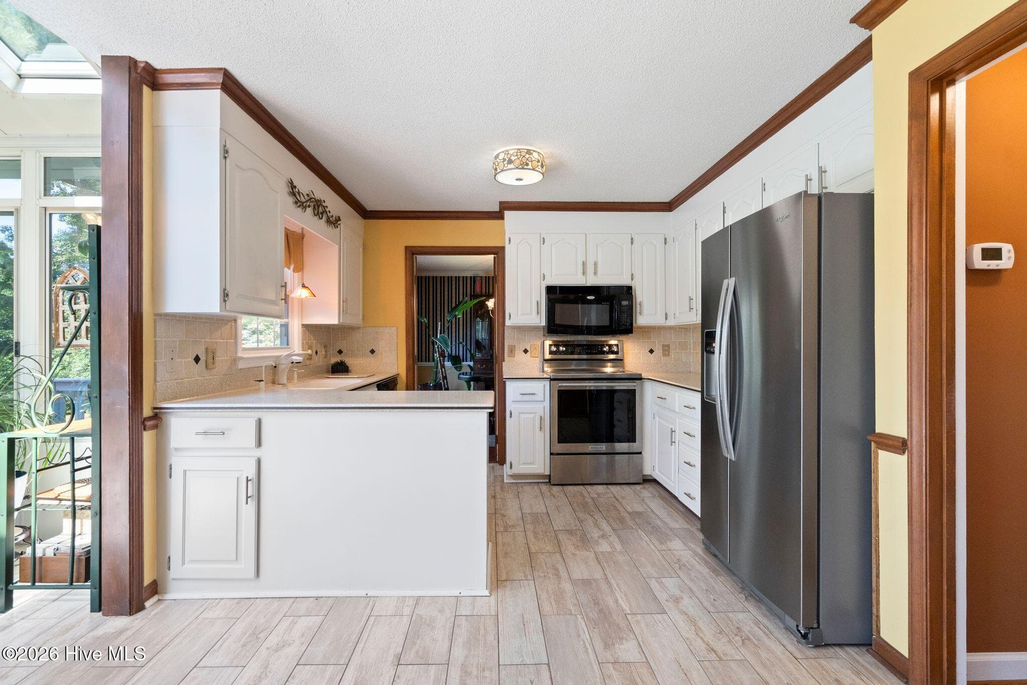 Single Family Residence at 3232 Grey Leaf Drive, Wilmington, NC 28409, photo 11 of 58