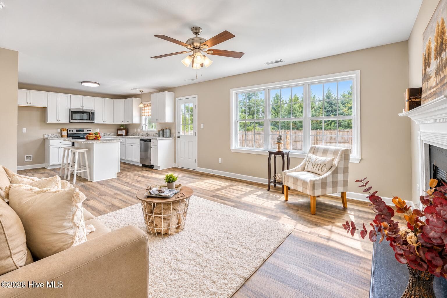 Single Family Residence at 264 Rowland Drive, Richlands, NC 28574, photo 17 of 51