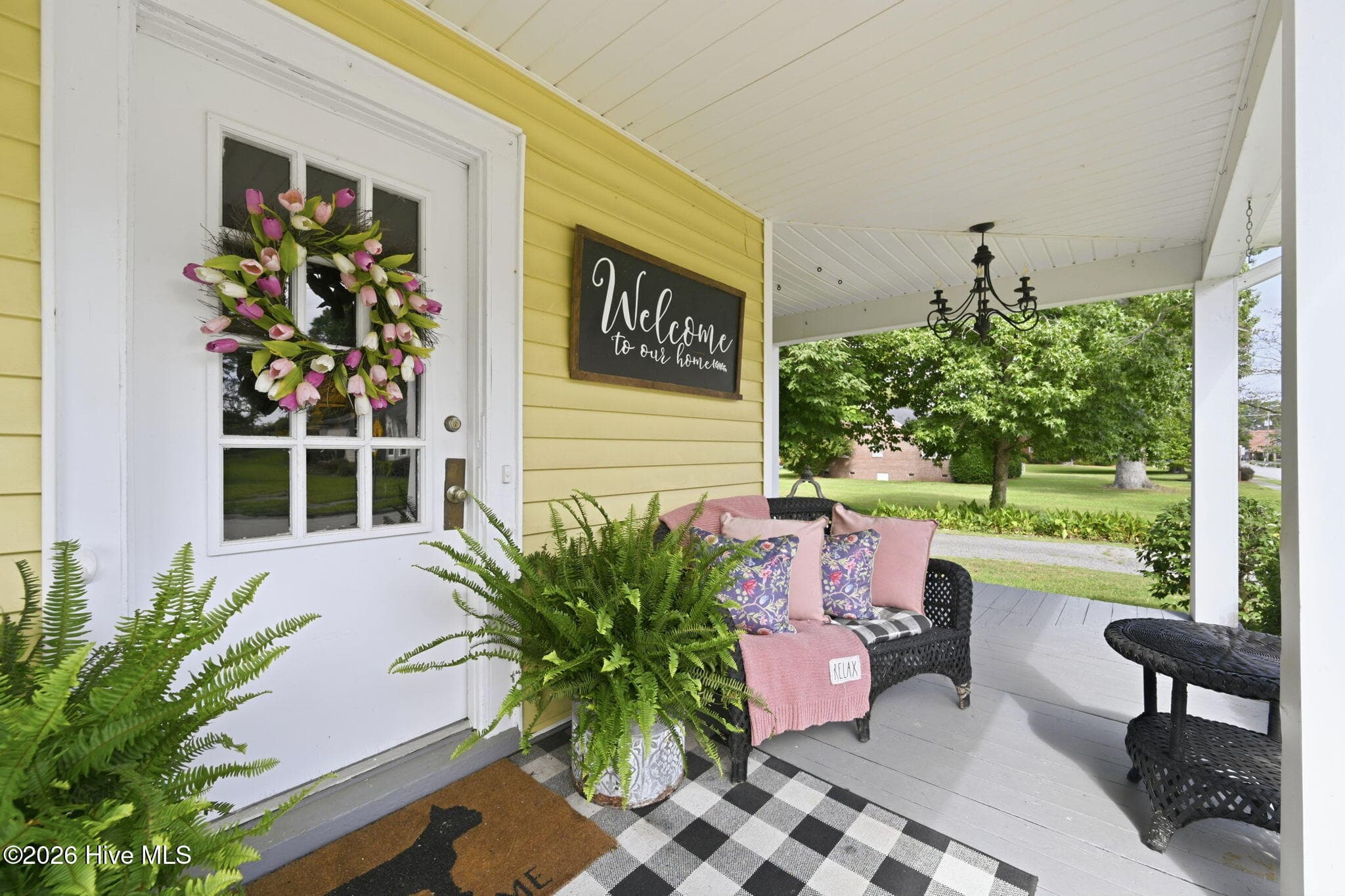 Welcome! - 105 E Hargett Street, Richlands, NC 28574