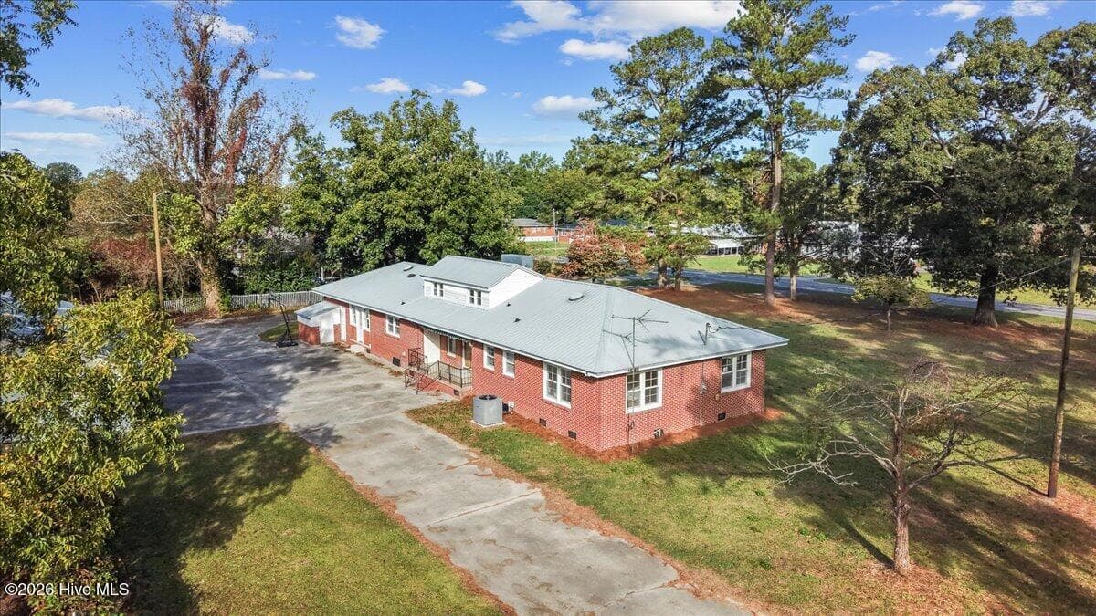 Single Family Residence at 751 Tyree Road, Kinston, NC 28504, photo 35 of 46