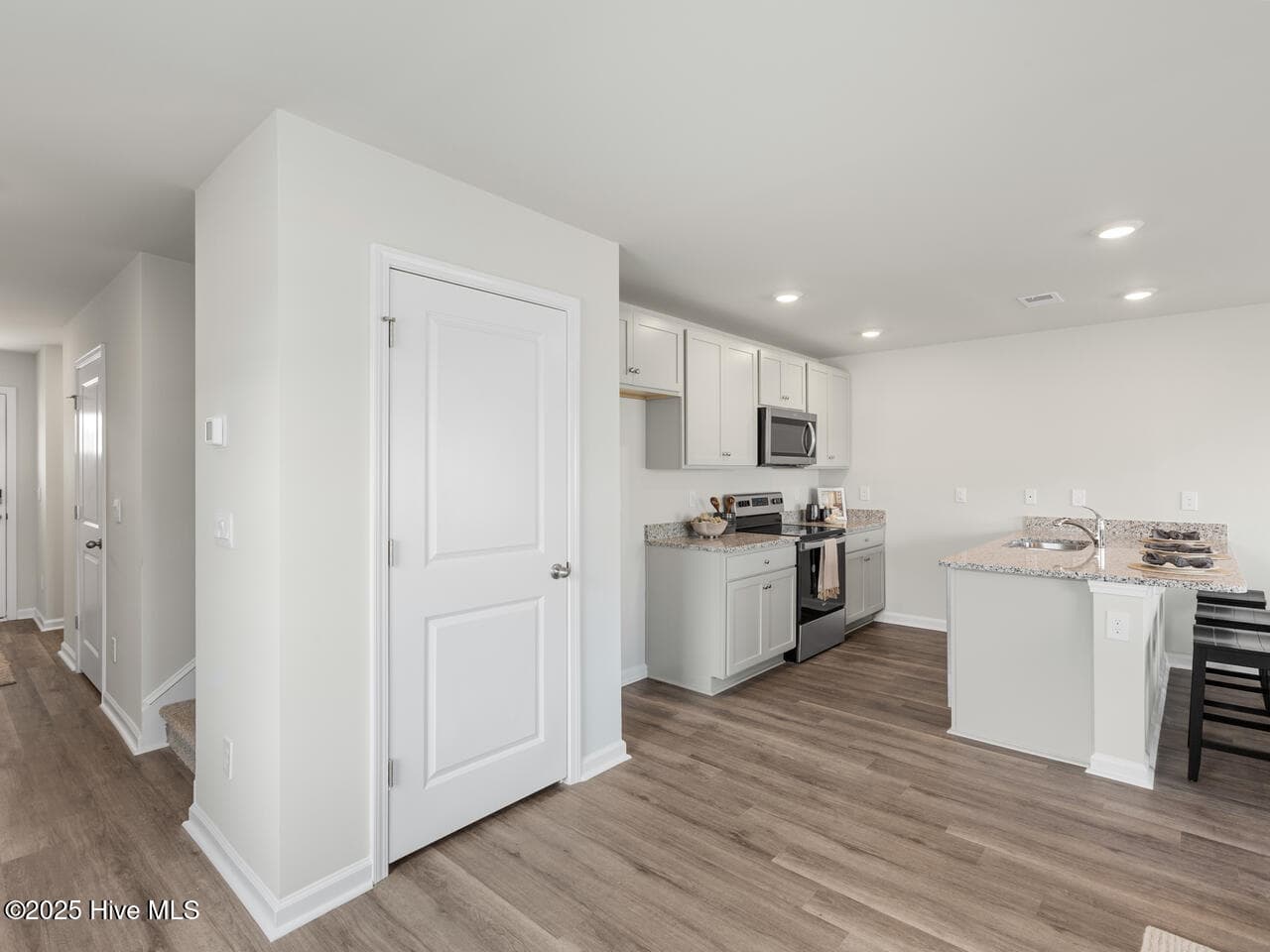 Townhouse at 4326 Majesty Drive Unit 353, Castle Hayne, NC 28429, photo 17 of 46