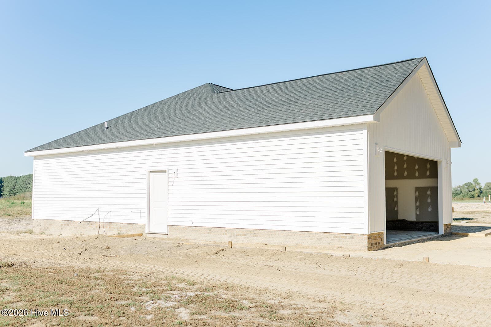 Single Family Residence at 3118 Kelly Road, Kinston, NC 28504, photo 9 of 41