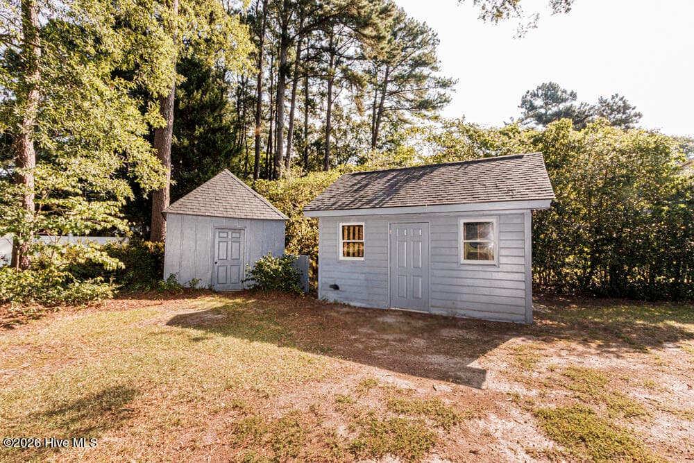 Single Family Residence at 218 Forest Hills Road NW, Wilson, NC 27896, photo 10 of 45
