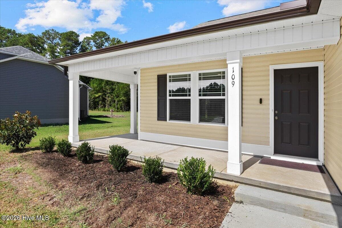 Covered Front Porch - 109 Windemere Lane, Goldsboro, NC 27530