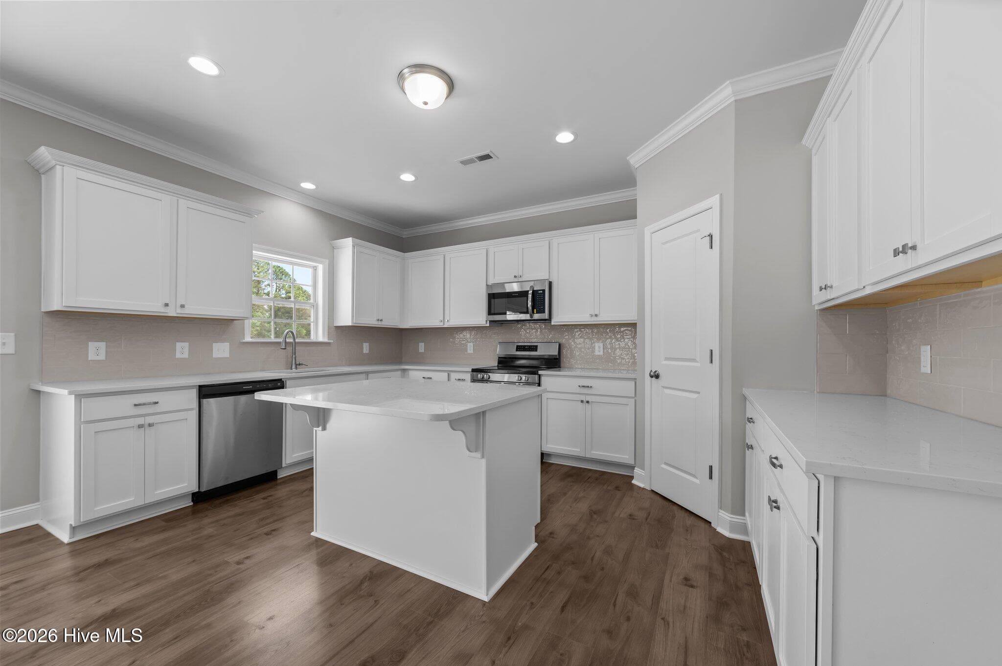 Photo of similar home - 2329 Rhinestone Drive, Winterville, NC 28590