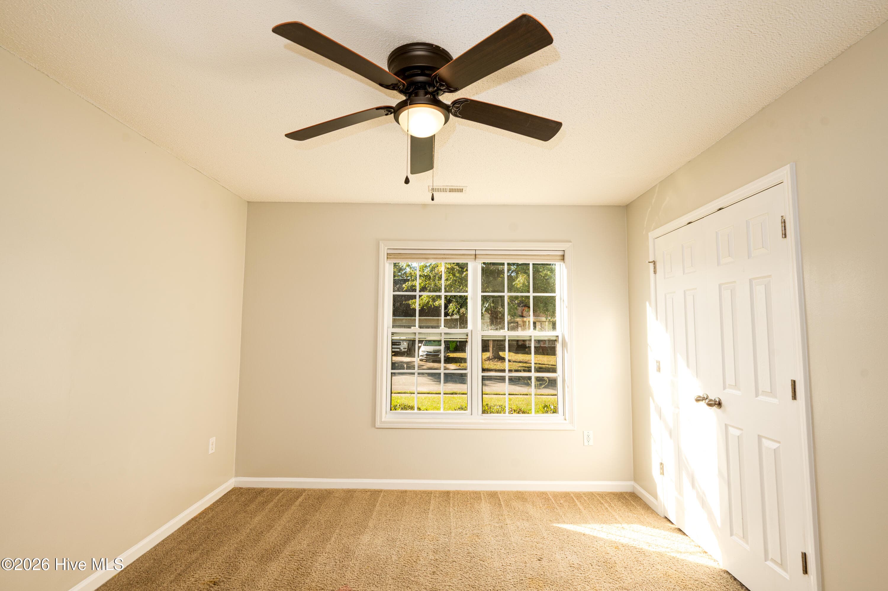 Single Family Residence at 2946 Judge Manly Drive, New Bern, NC 28562, photo 13 of 25