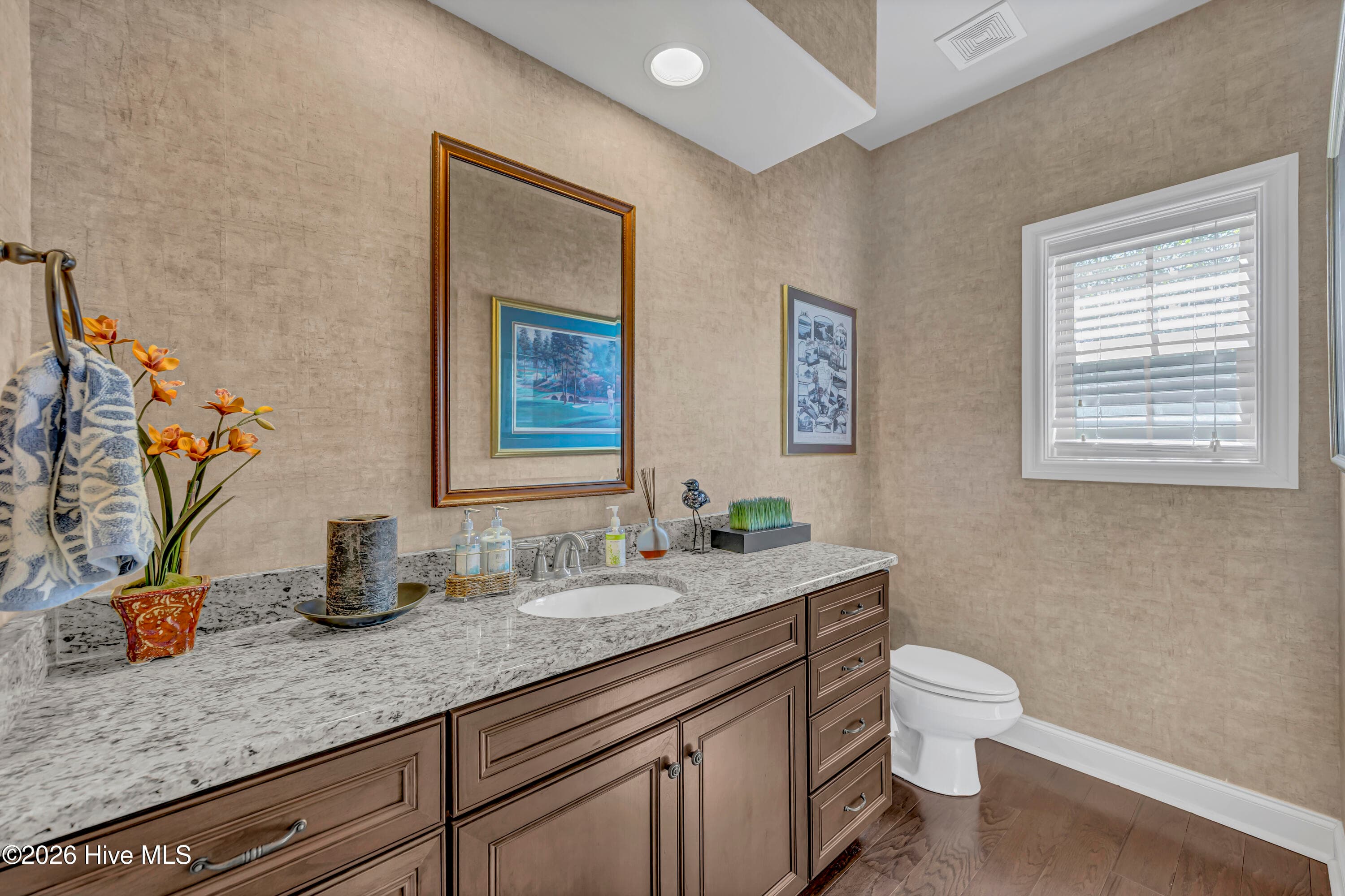 Single Family Residence at 5906 White Heron Road, Wilmington, NC 28412, photo 17 of 40