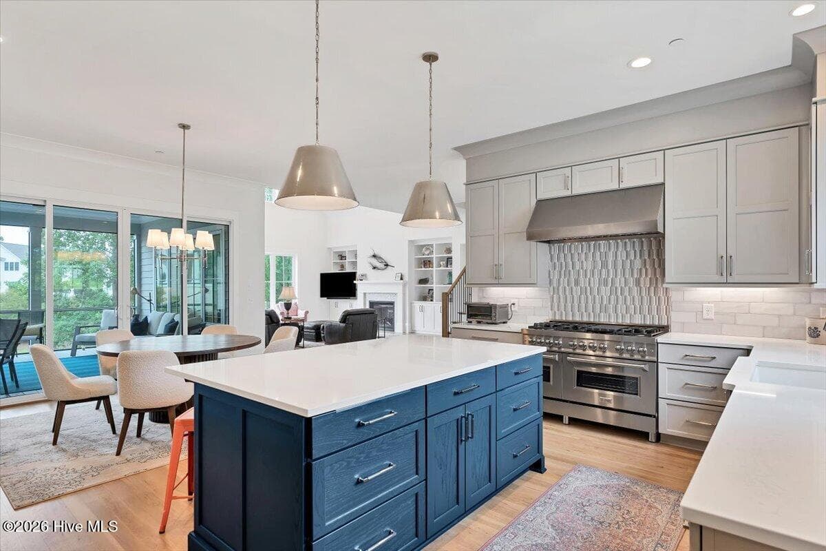 Single Family Residence at 25 Honors Court, Pinehurst, NC 28374, photo 2 of 6