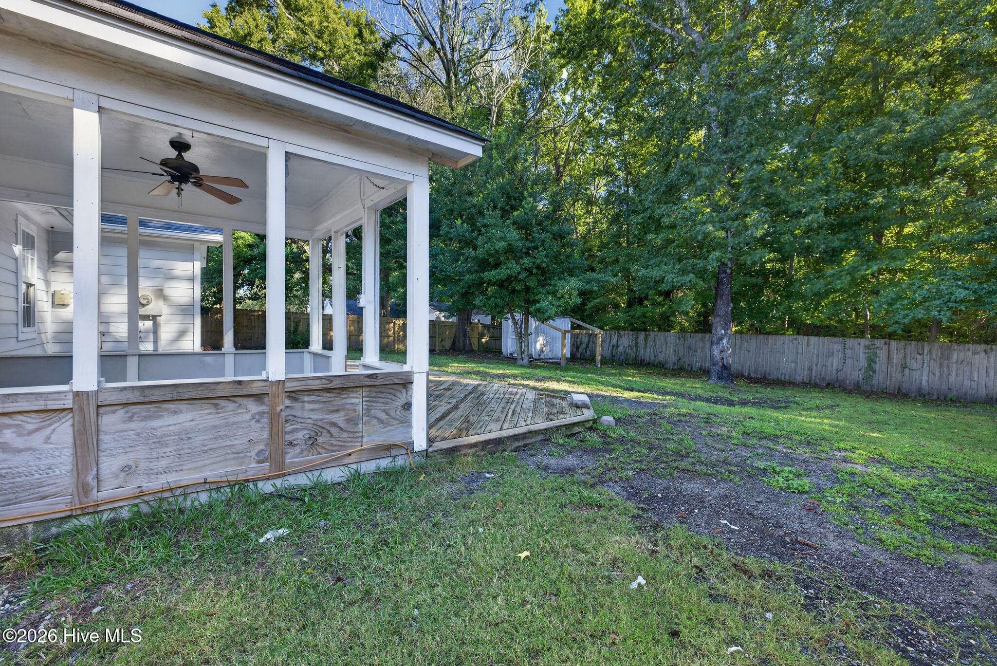 Single Family Residence at 609 Bay Blossom Drive, Wilmington, NC 28411, photo 8 of 38