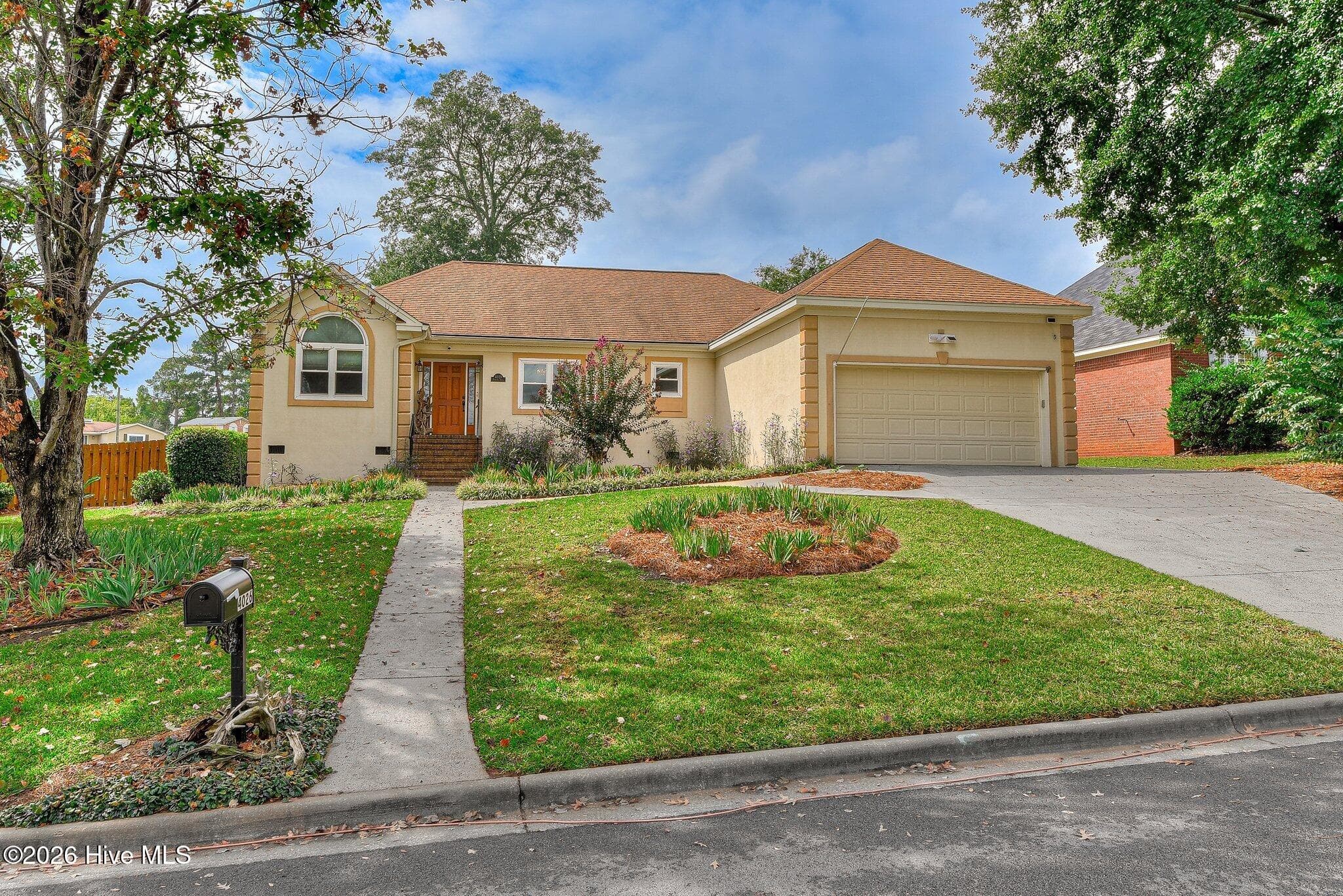 Single Family Residence at 4026 Dowling Drive, Martinez, GA 30907, photo 2 of 45