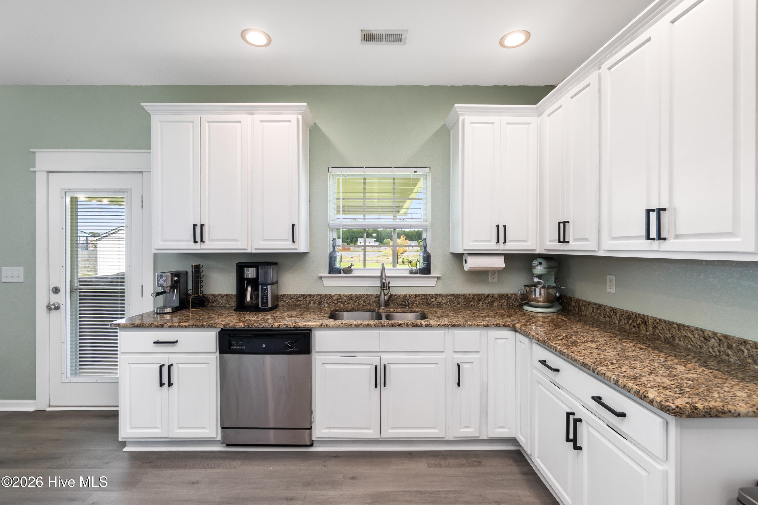 Single Family Residence at 173 Laurel Woods Way, Currituck, NC 27929, photo 15 of 53
