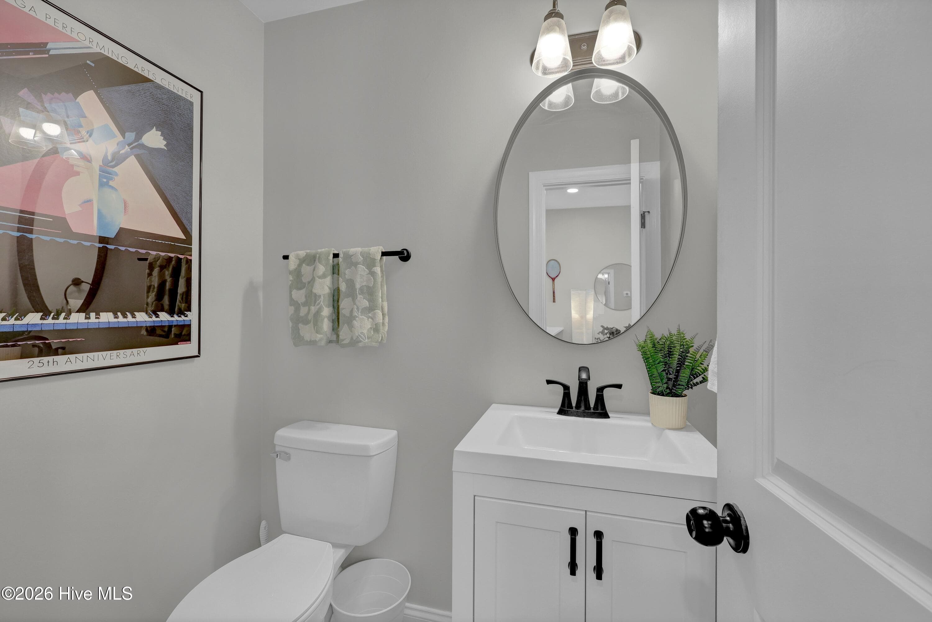 Single Family Residence at 714 Brooks Alley, Wilmington, NC 28401, photo 16 of 27