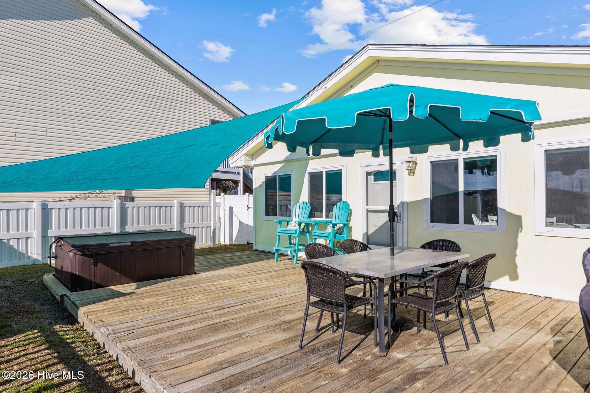 601 Emerald Drive, Emerald Isle, NC 28594