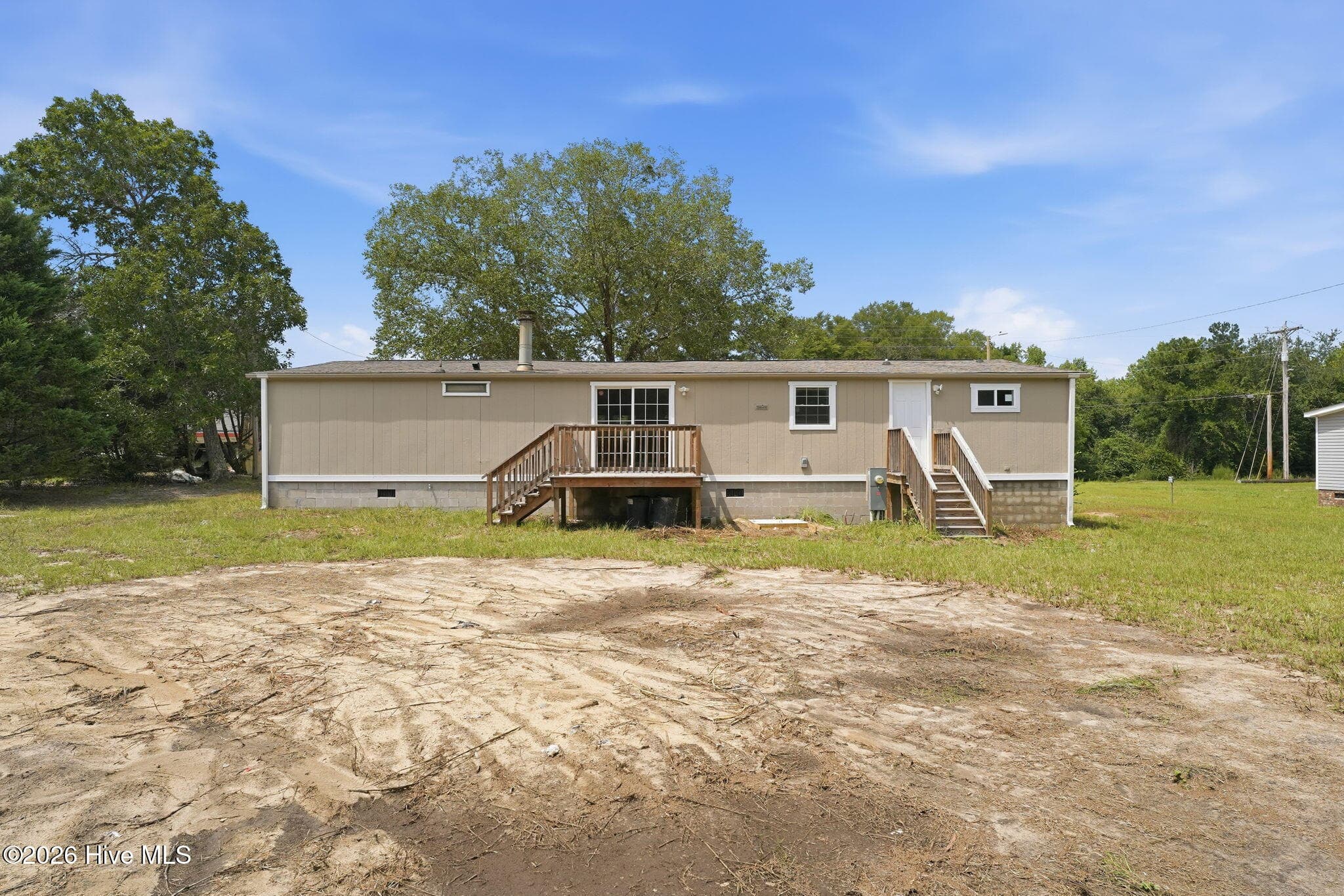 Manufactured Home at 23281 Marston Road, Laurel Hill, NC 28351, photo 2 of 50