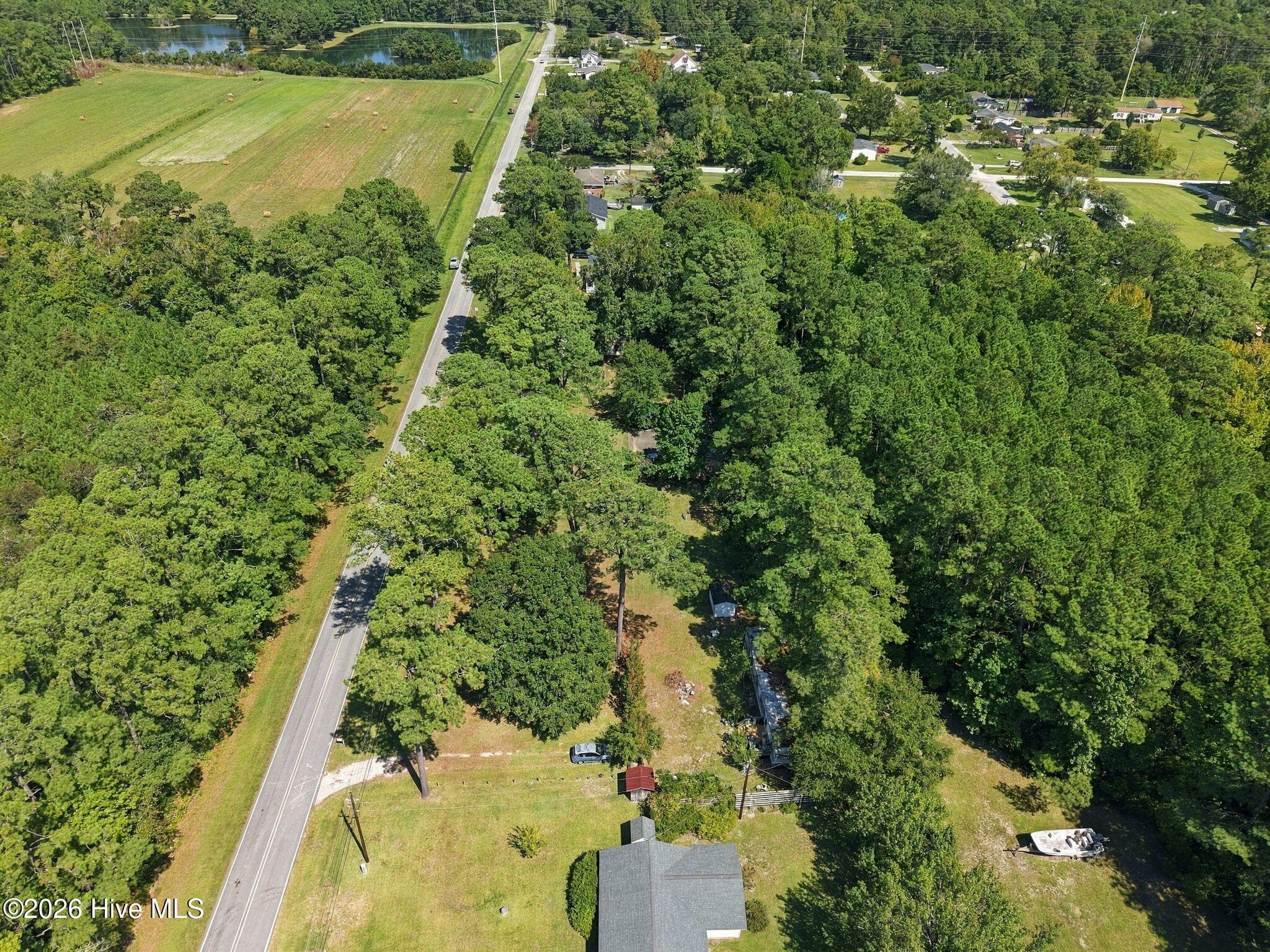 Single Family Residence at 354 Old Airport Road, Newport, NC 28570, photo 4 of 7