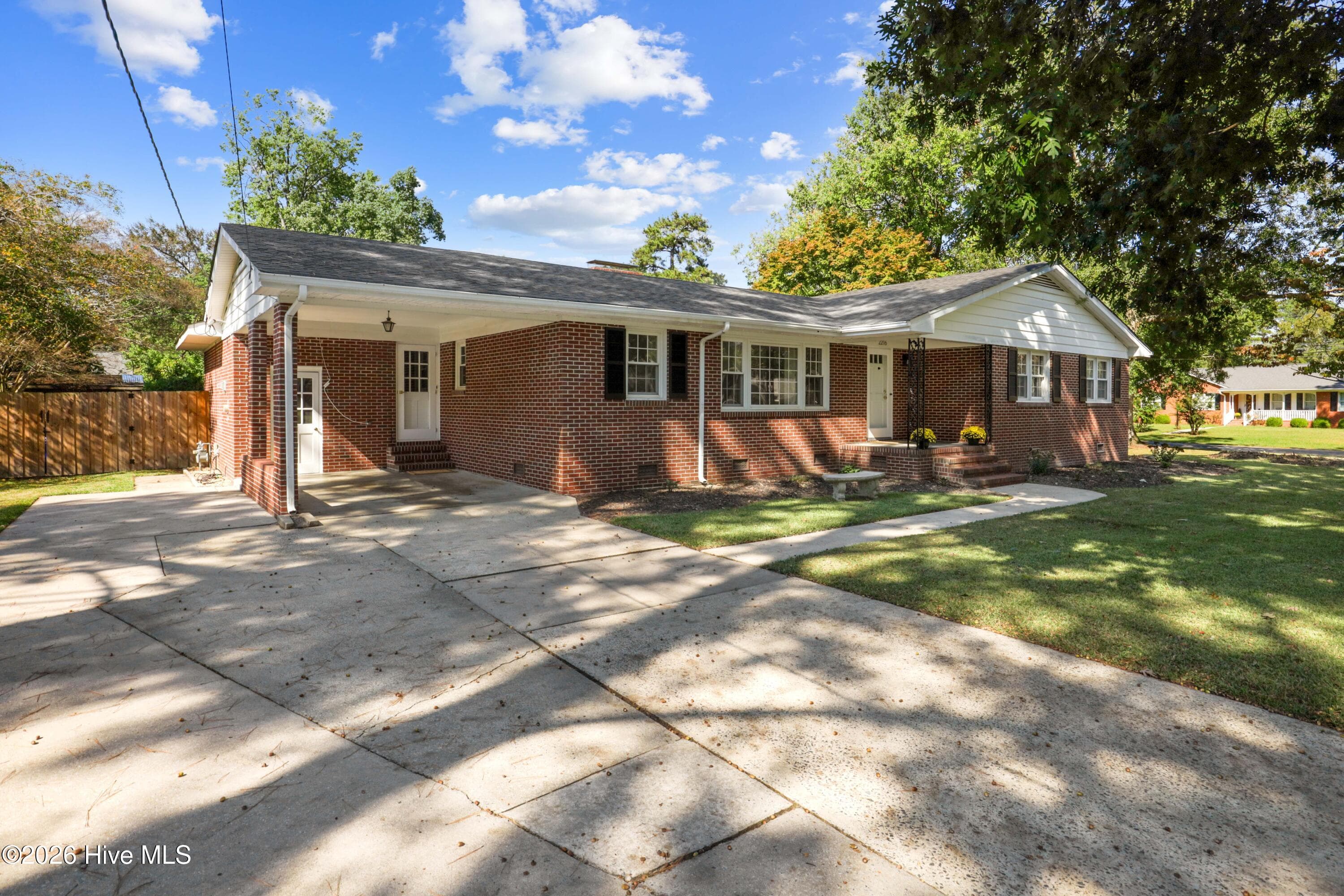 Single Family Residence at 2206 Stanton Road, Kinston, NC 28504, photo 3 of 46