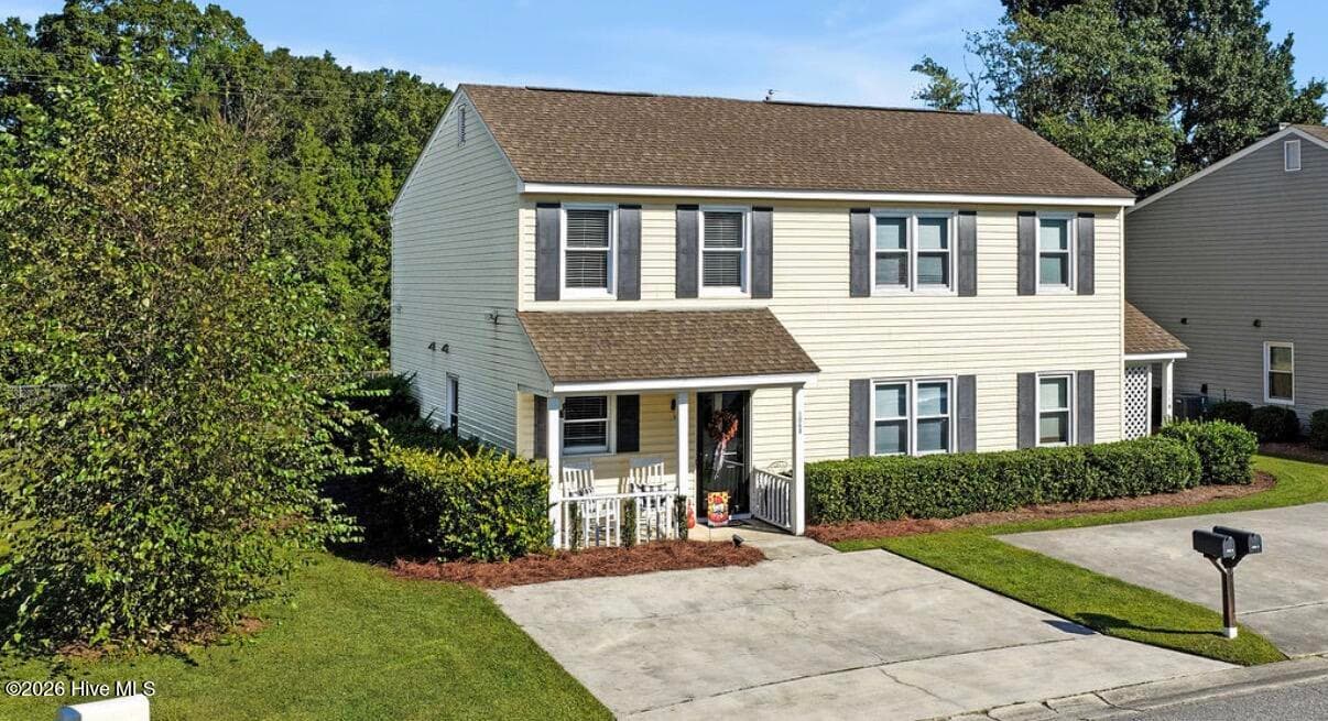 106 Lullwater Drive Unit B, Wilmington, NC 28403