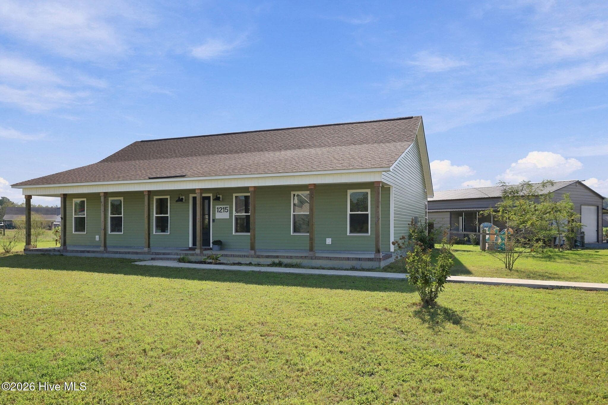 Single Family Residence at 1215 Albrittons Road, Kinston, NC 28504, photo 5 of 54