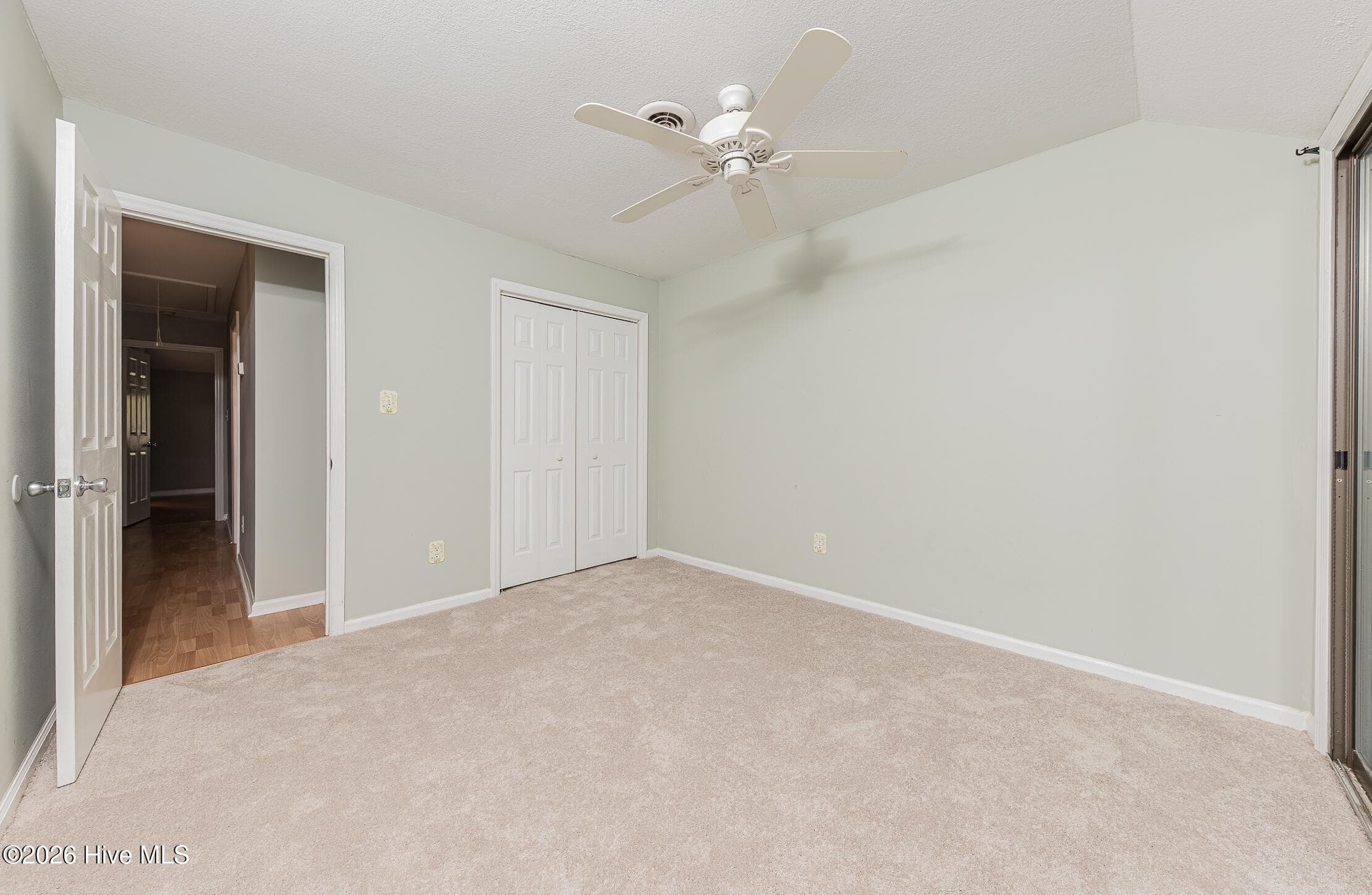 Townhouse at 97 Quarterdeck, New Bern, NC 28562, photo 52 of 71
