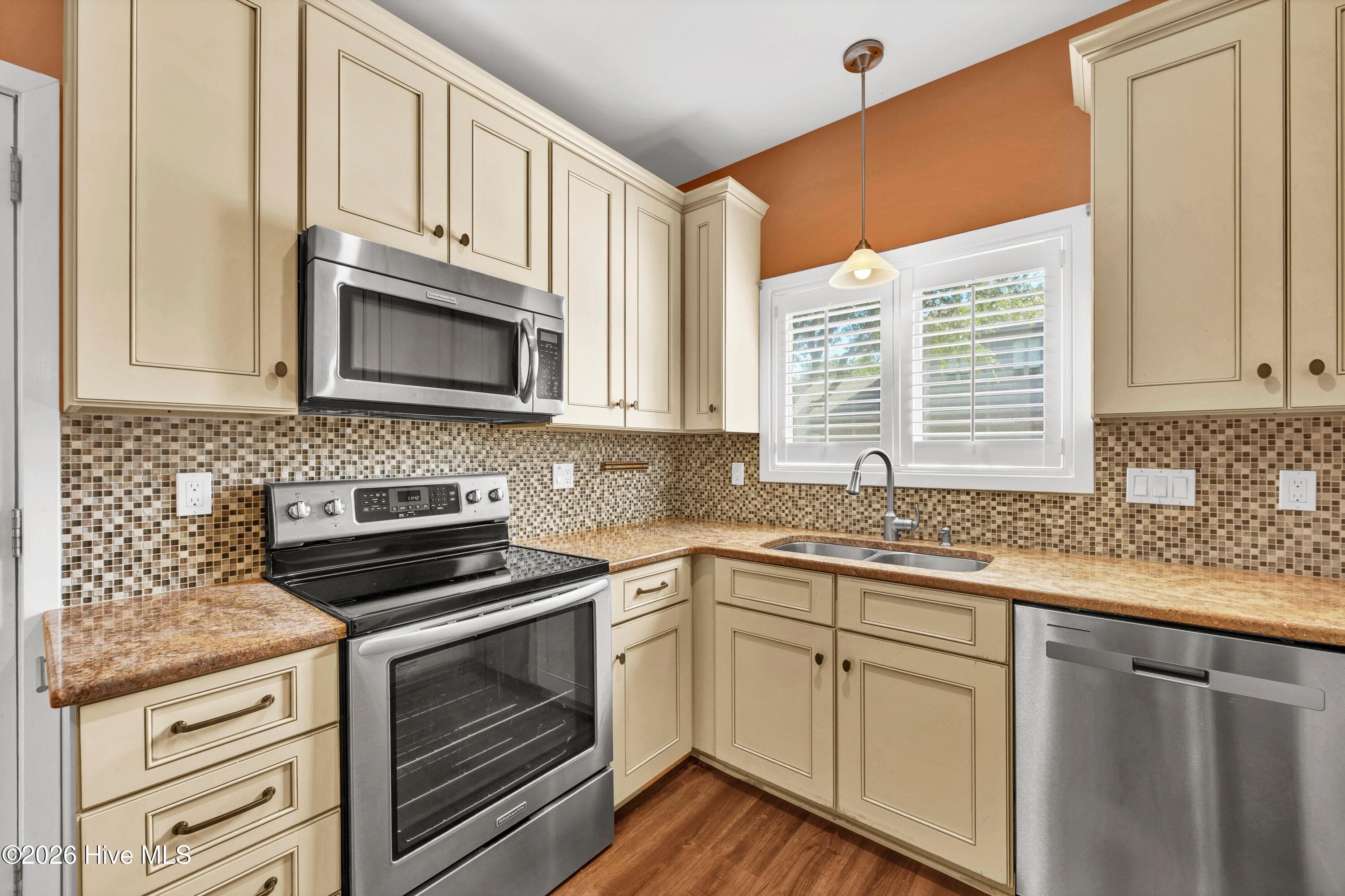 Condominium at 3703 Reston Court Unit A, Wilmington, NC 28403, photo 7 of 23