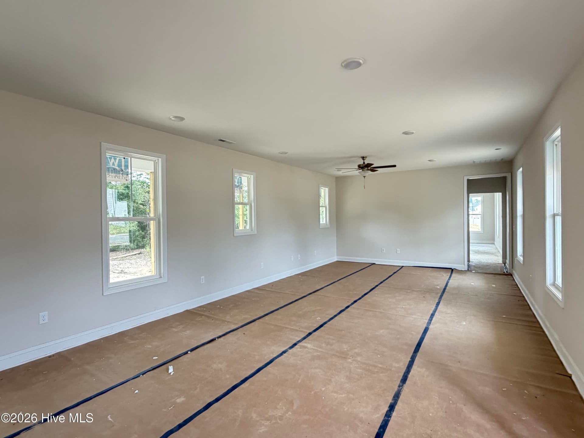 Single Family Residence at 176 S Bandwheel Way, Hampstead, NC 28443, photo 12 of 25
