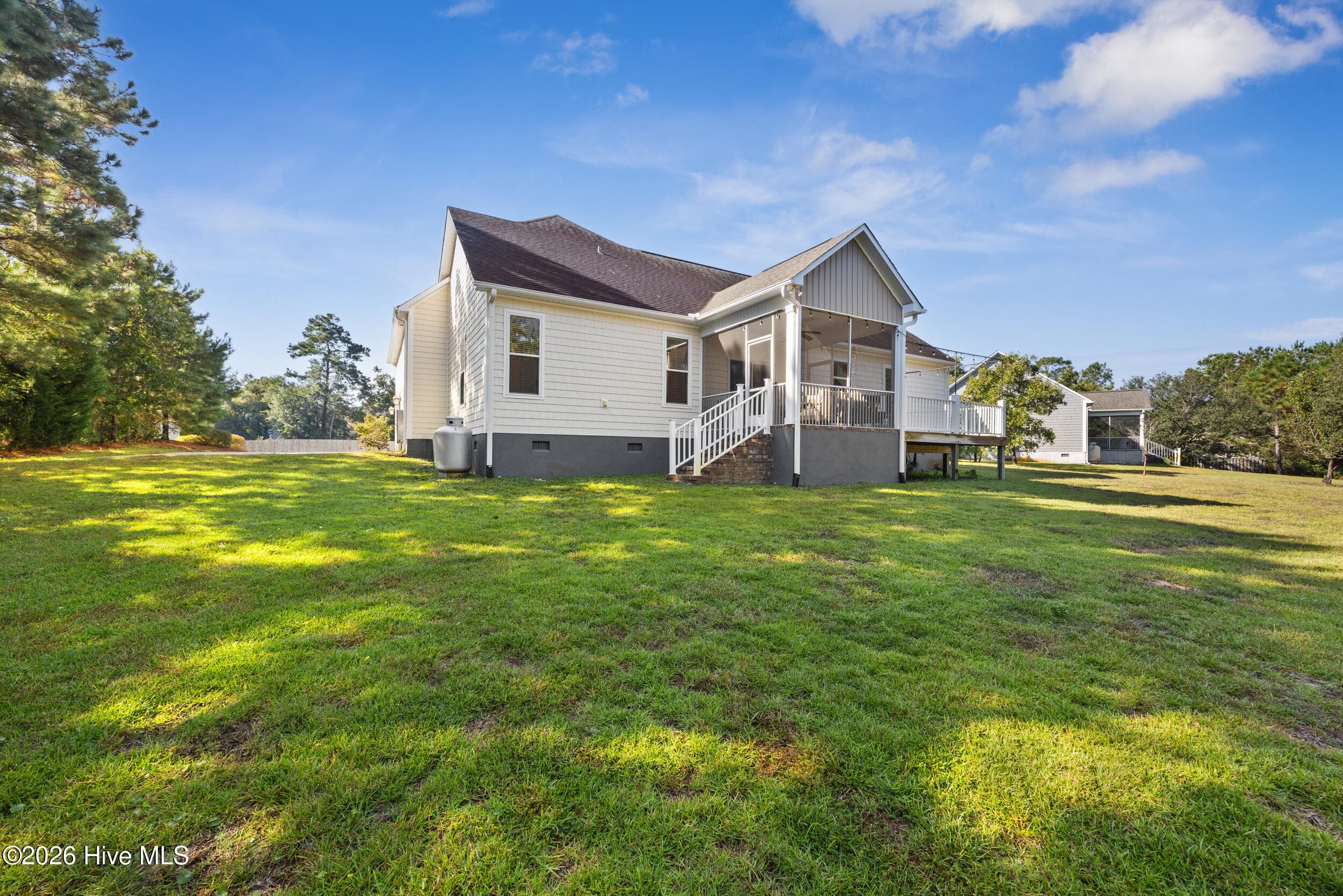 Single Family Residence at 182 Scrub Oaks Drive, Hampstead, NC 28443, photo 29 of 37