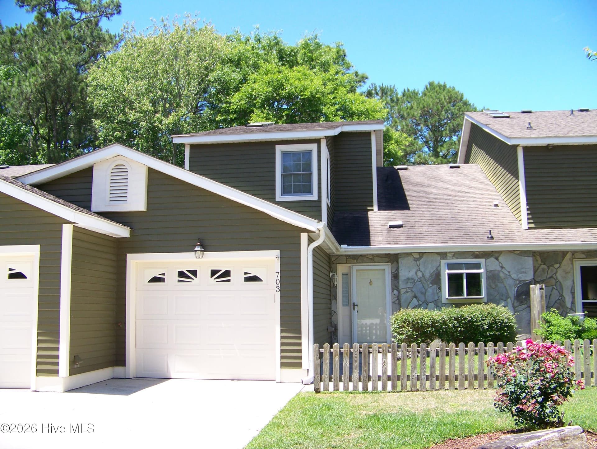 703 Cedarwood Village, Morehead City, NC 28557