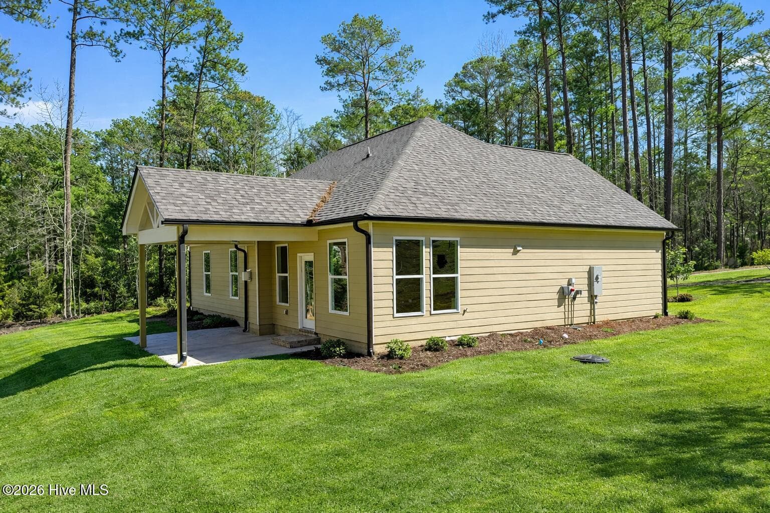 Single Family Residence at 166 Sweetgum Loop, McCormick, SC 29835, photo 13 of 88