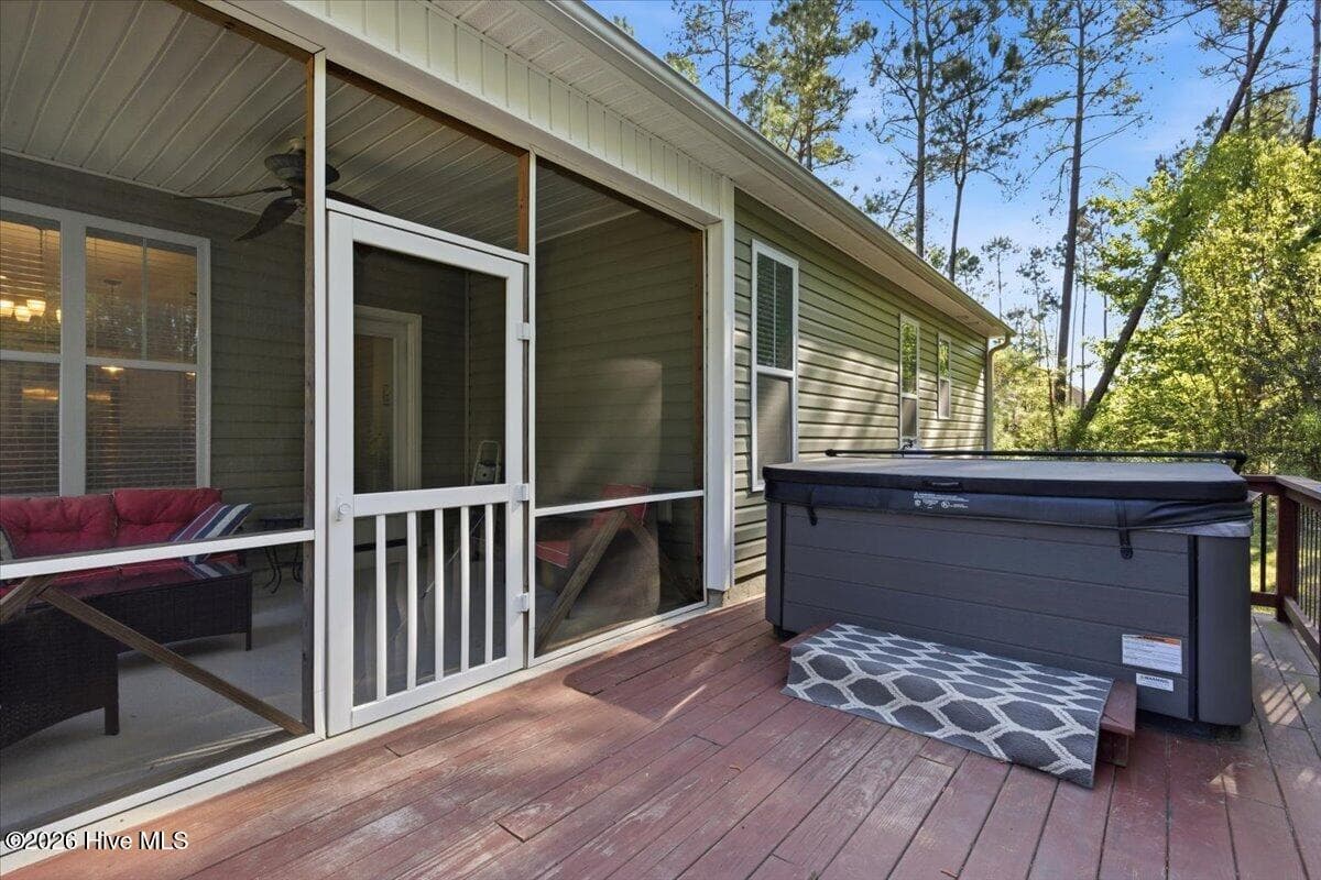 Single Family Residence at 111 W Huckleberry Way, Rocky Point, NC 28457, photo 11 of 52
