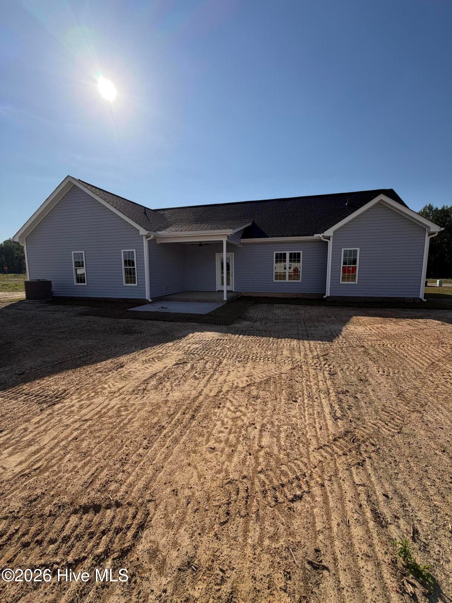 Single Family Residence at 303 Allies Drive, Goldsboro, NC 27534, photo 9 of 27
