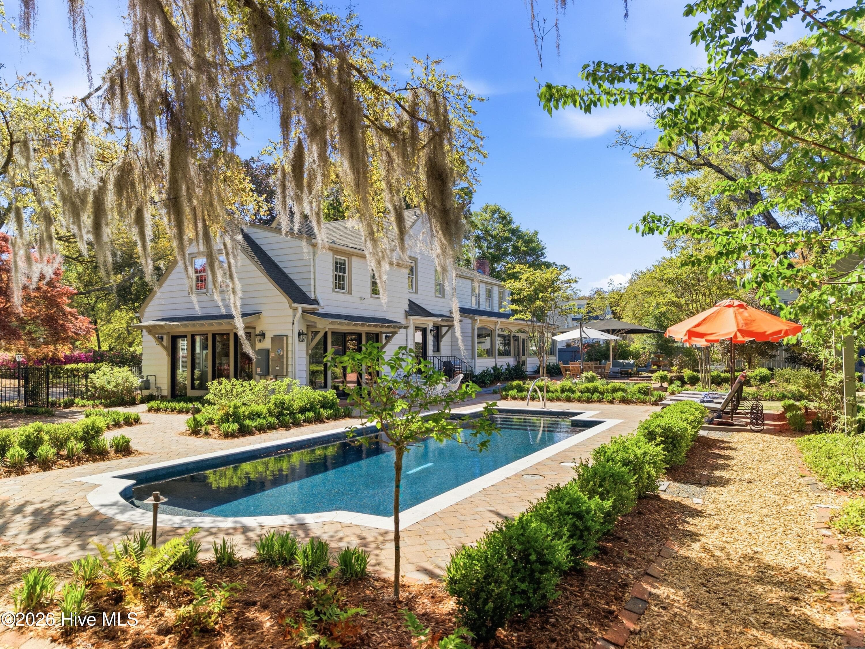 Single Family Residence at 2901 Oleander Drive, Wilmington, NC 28403, Wilmington, photo 12 of 85