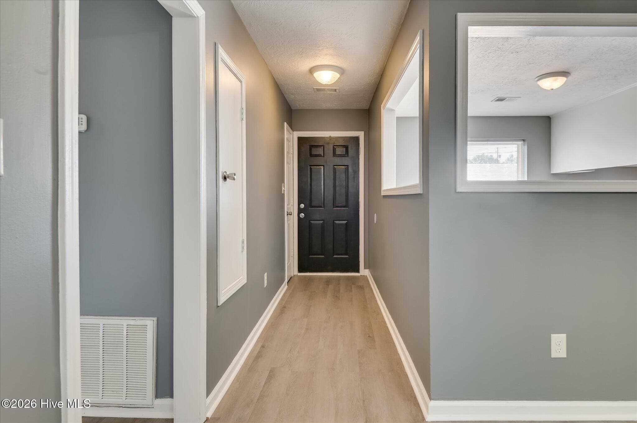Single Family Residence at 3219 Gerald Drive E, Augusta, GA 30906, photo 5 of 37