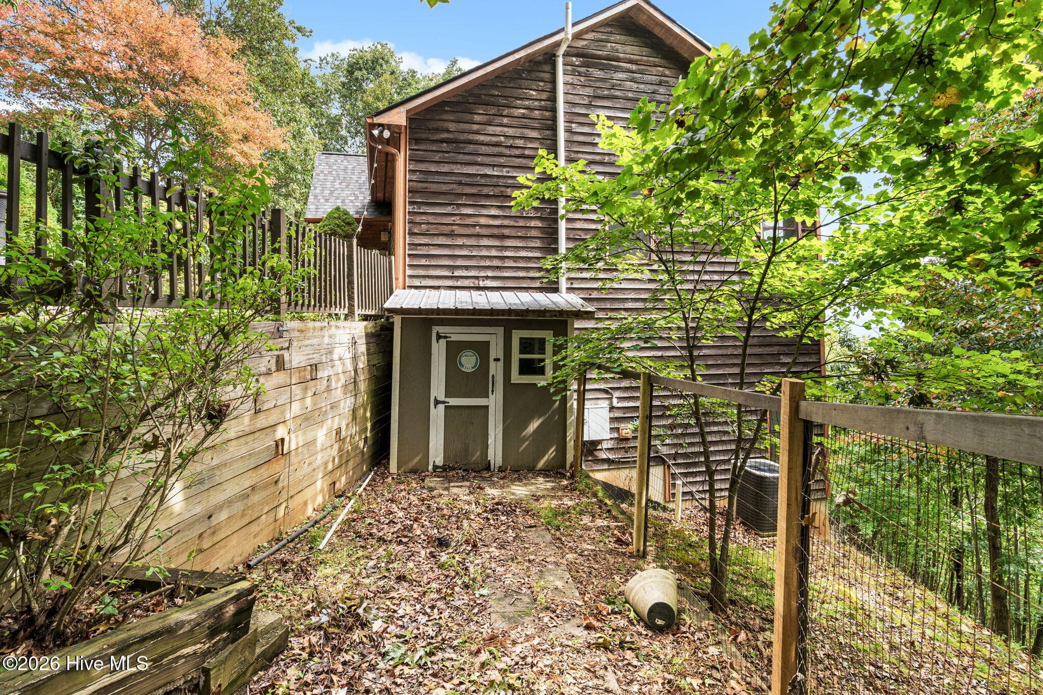 Single Family Residence at 175 Bear Trace, Brasstown, NC 28902, photo 41 of 47