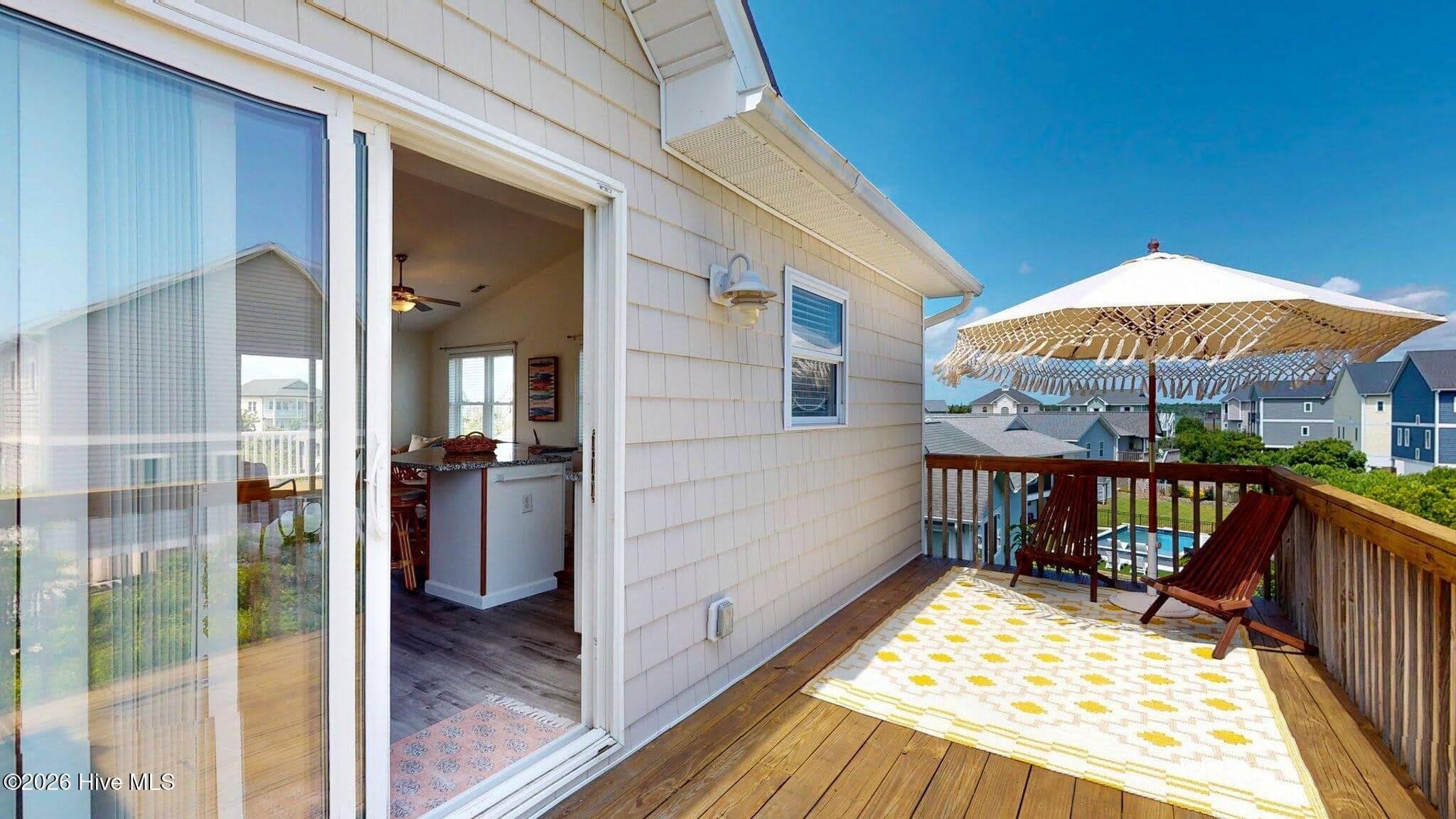 Rear top back deck - 58 N Ridge, Surf City, NC 28445