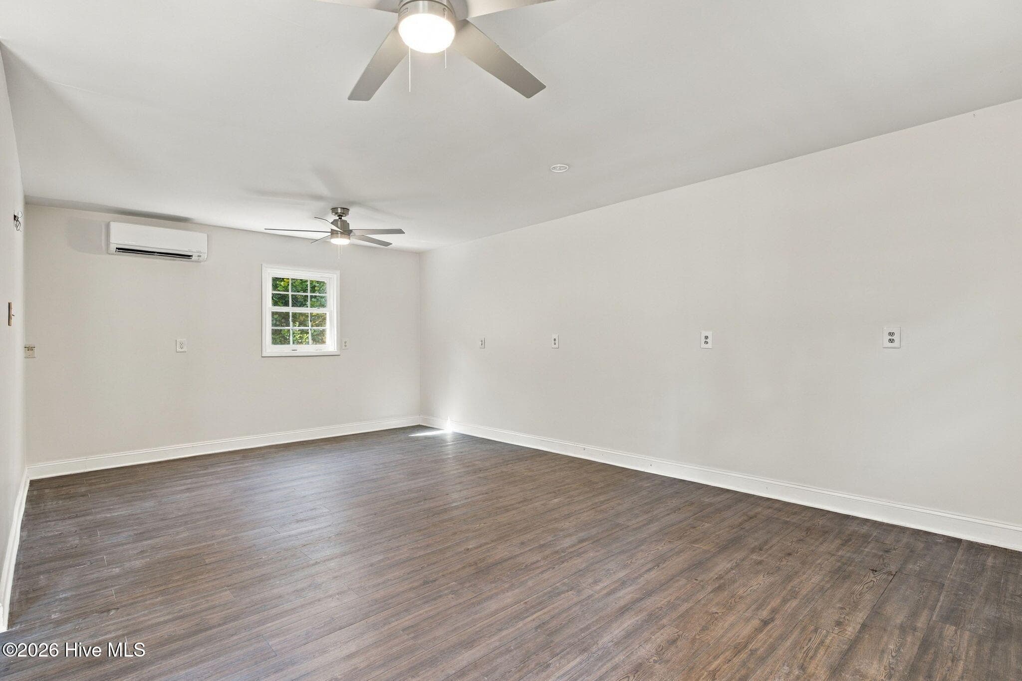Single Family Residence at 5133 Clear Run Drive, Wilmington, NC 28403, photo 33 of 40
