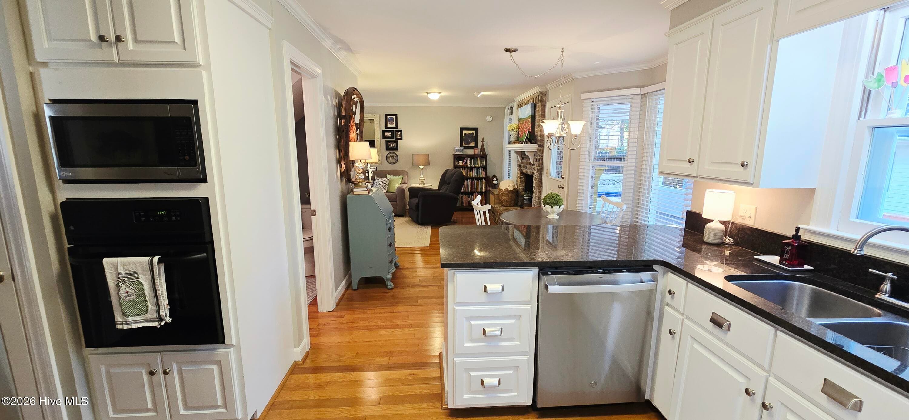 Single Family Residence at 531 Crestline Boulevard, Greenville, NC 27834, photo 23 of 53