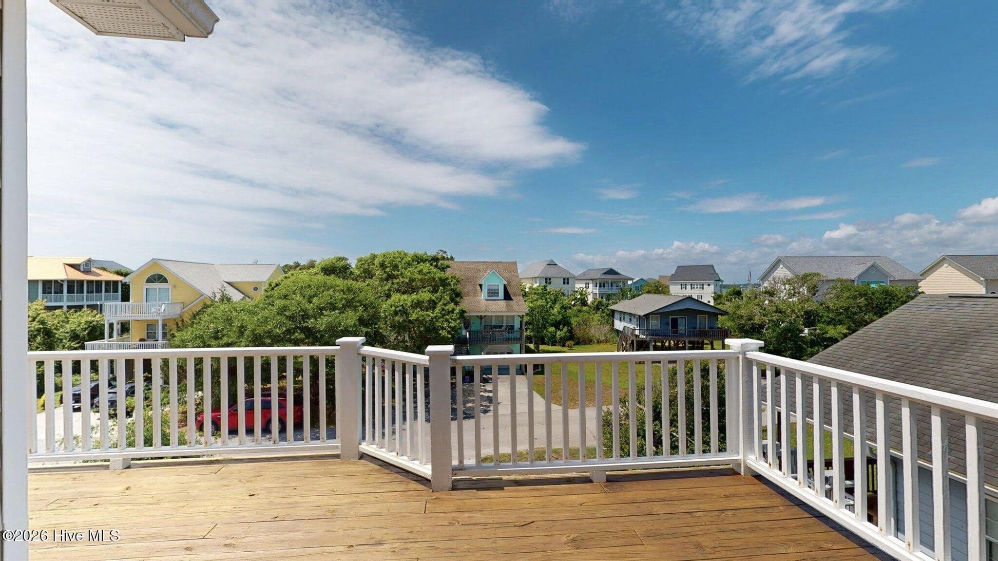 Top front deck - 58 N Ridge, Surf City, NC 28445