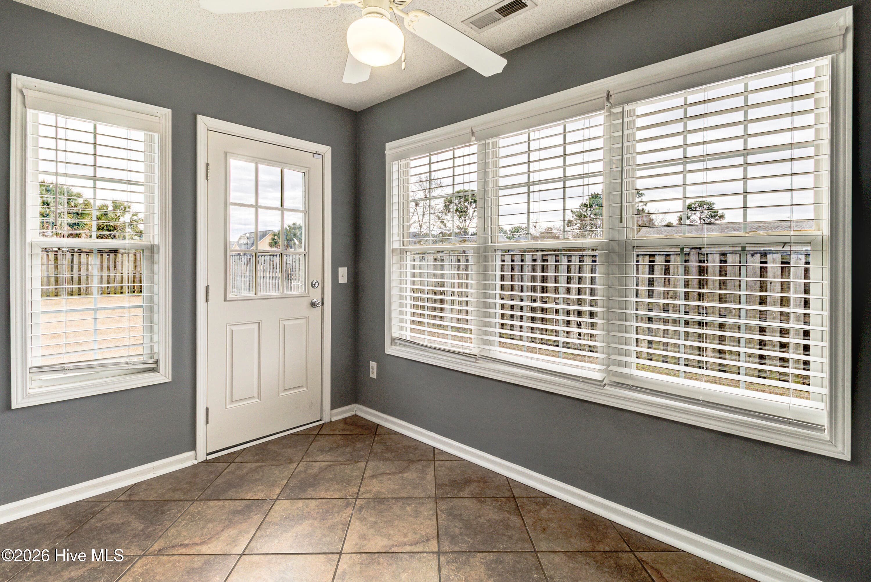 Single Family Residence at 7400 Foxwerth Drive, Wilmington, NC 28411, photo 13 of 23