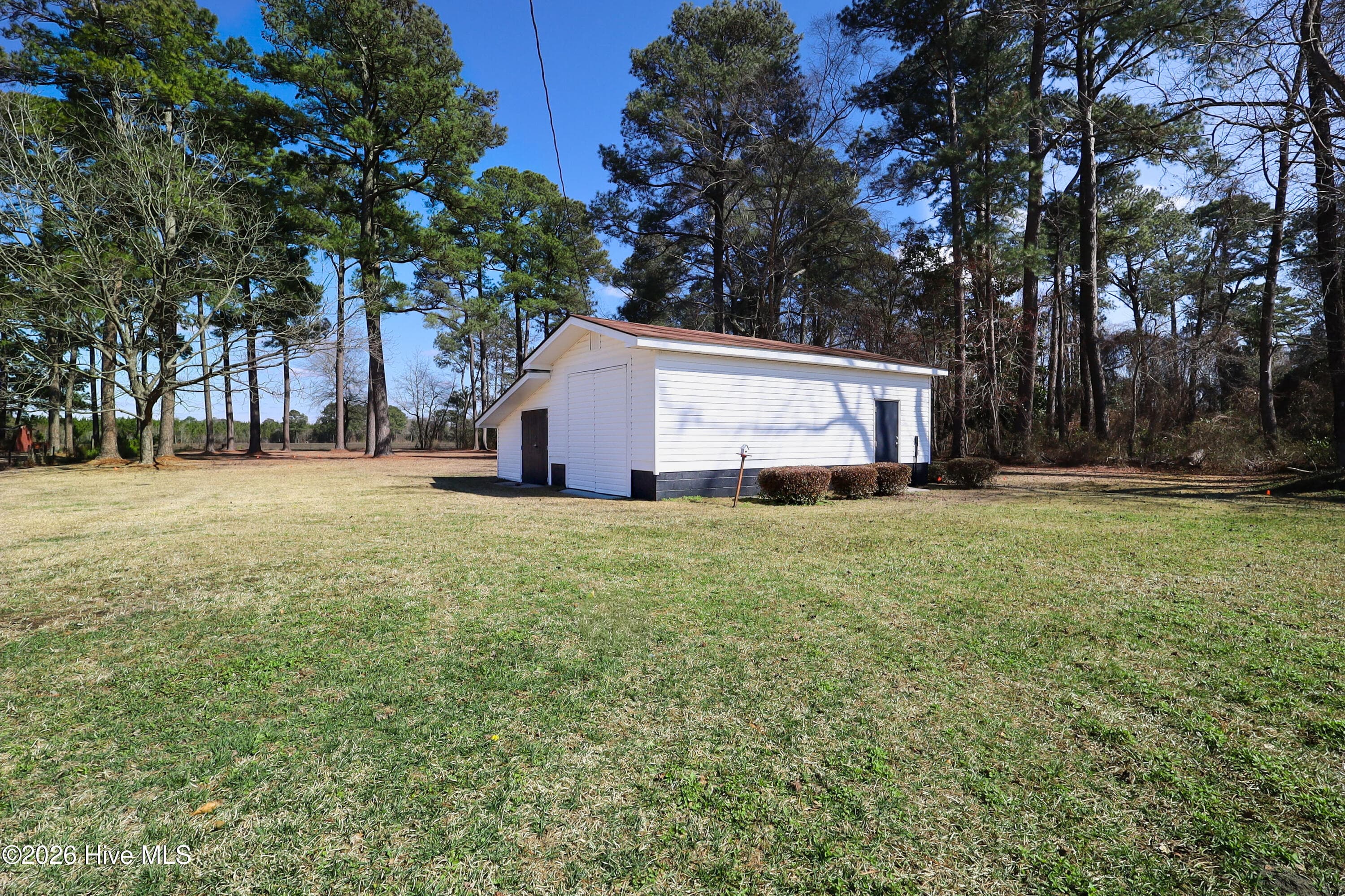 Detached workshop + storage shed - 580 Koonce Fork Road, Richlands, NC 28574