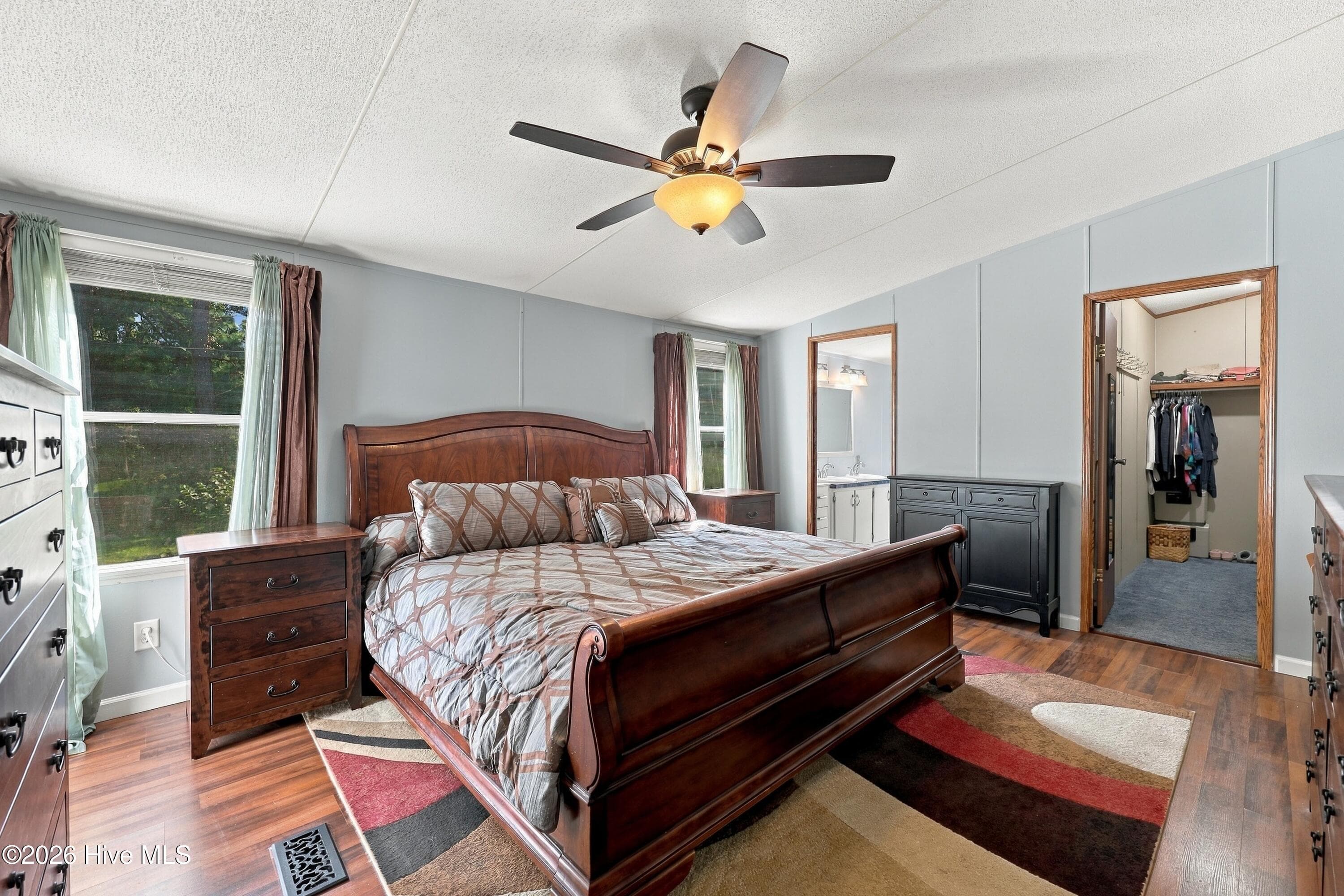 Manufactured Home at 683 Bay Harbor Drive, Hampstead, NC 28443, photo 16 of 40