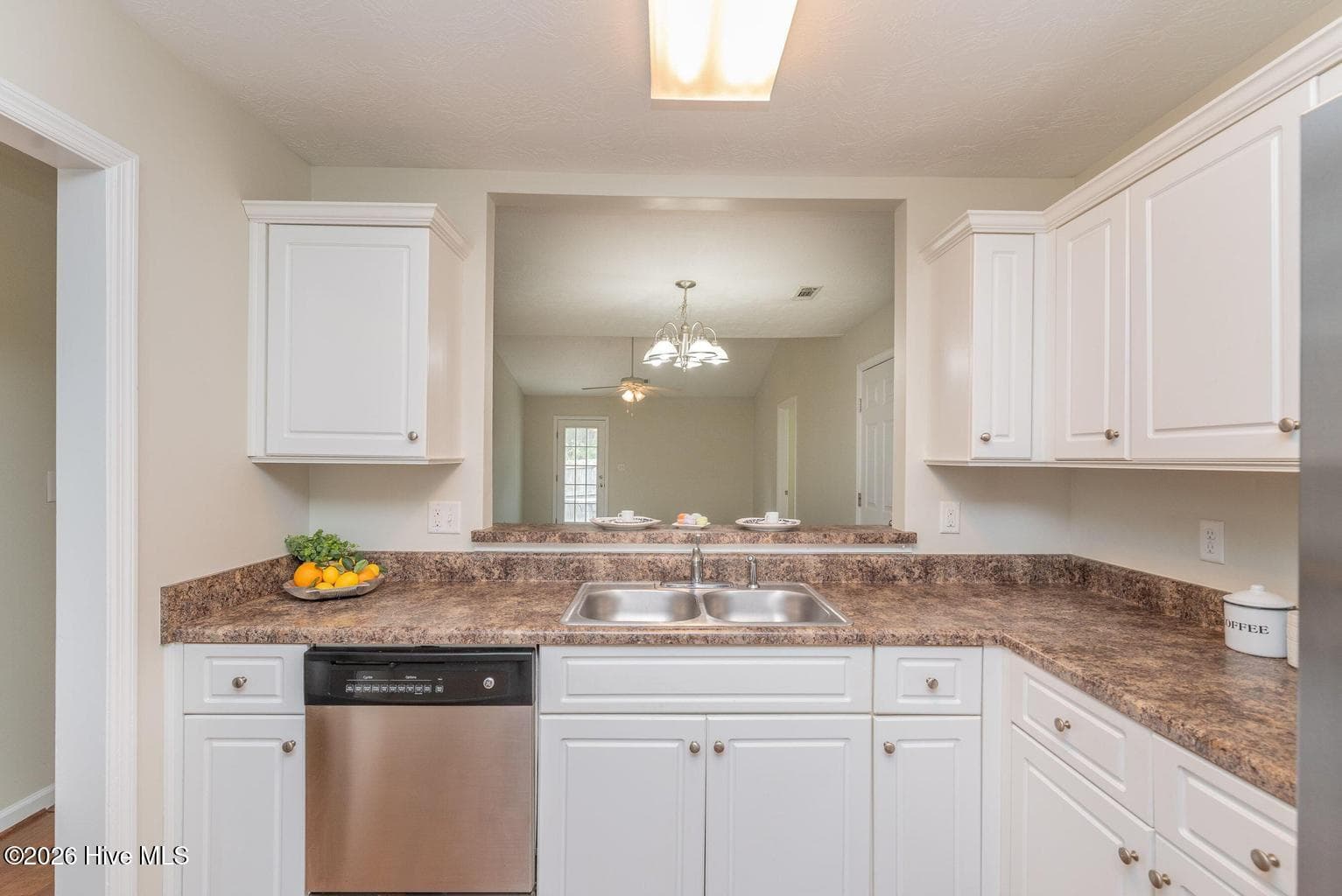 Townhouse at 178 Bobwhite Drive, Aiken, SC 29801, photo 4 of 27