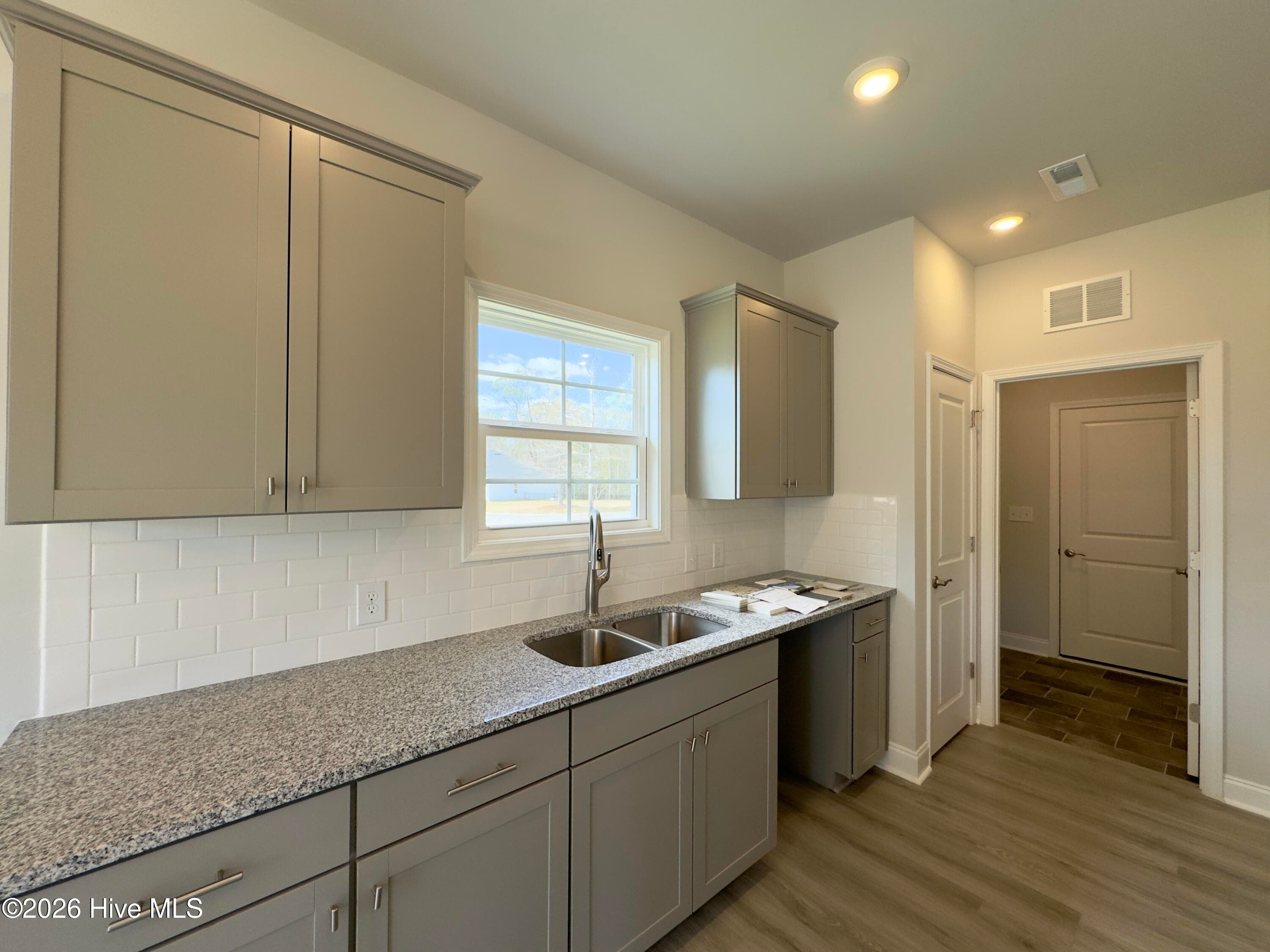 Single Family Residence at 2105 Sandbrook Loop, Leland, NC 28451, photo 14 of 27