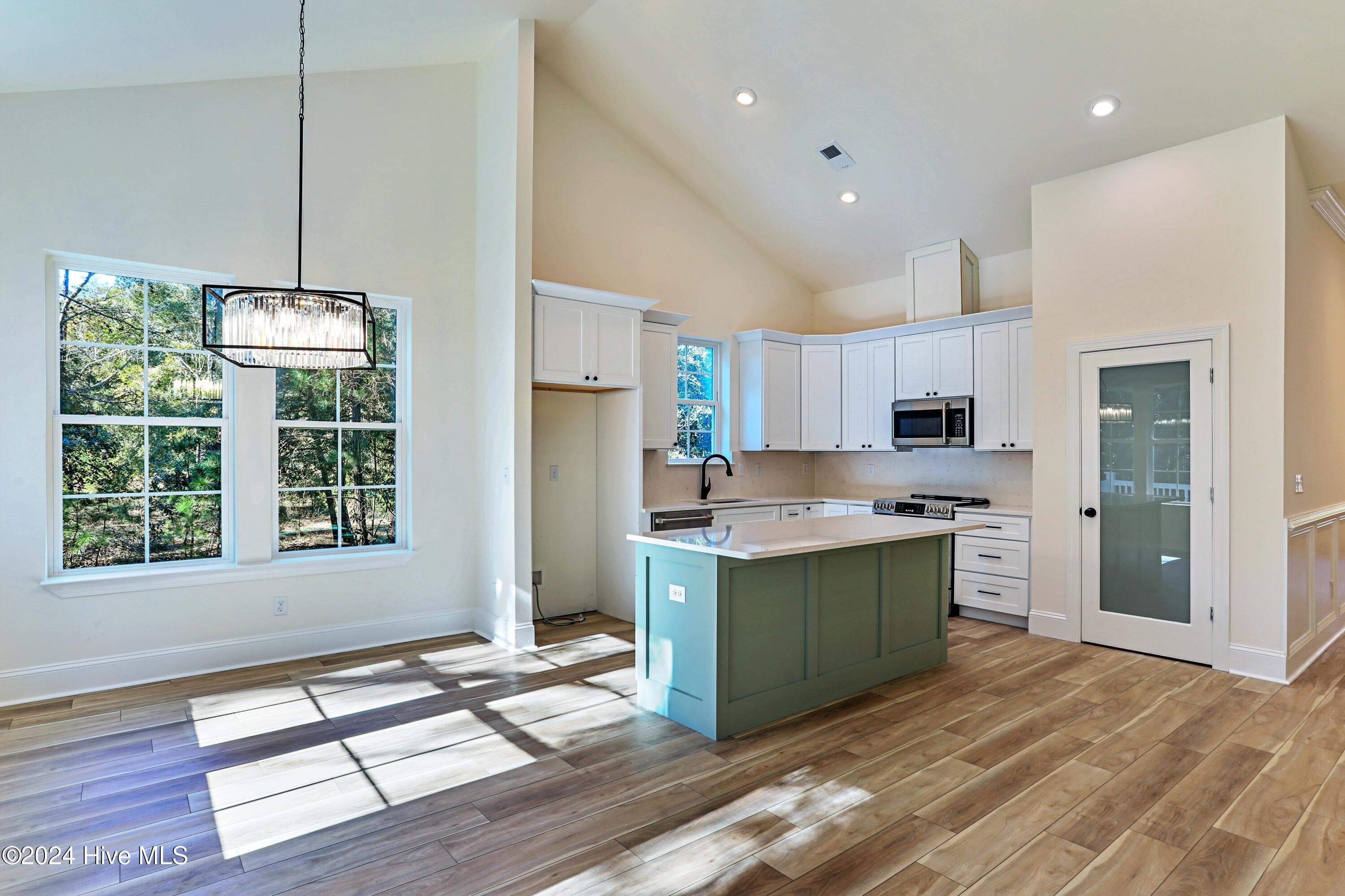 Single Family Residence at 3375 Sandridge Lane SW, Supply, NC 28462, photo 19 of 73