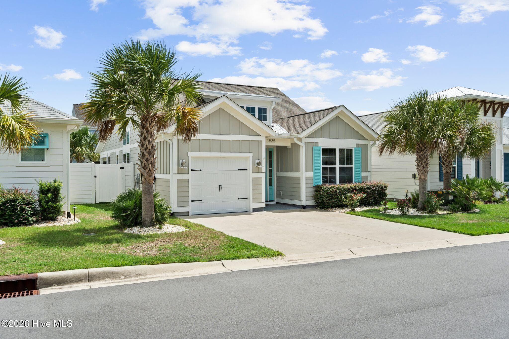 Single Family Residence at 1535 Harbour Place Drive, Calabash, NC 28467, photo 3 of 71
