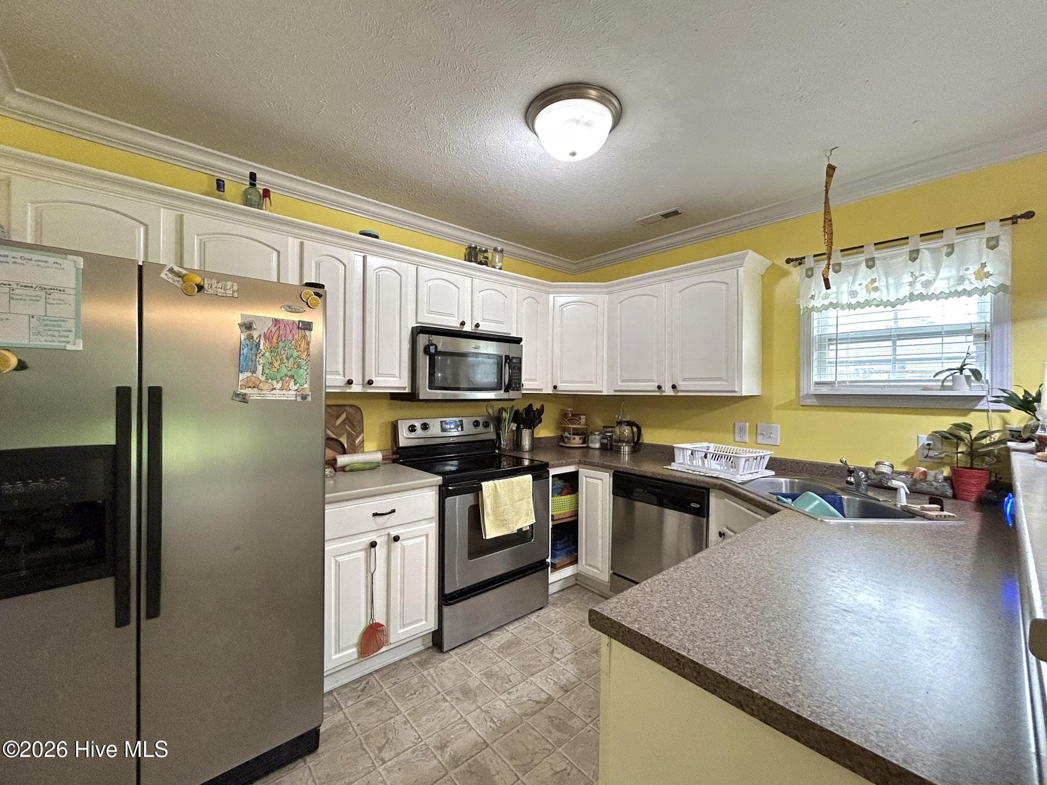 Single Family Residence at 305 Vito Court, Richlands, NC 28574, photo 19 of 83