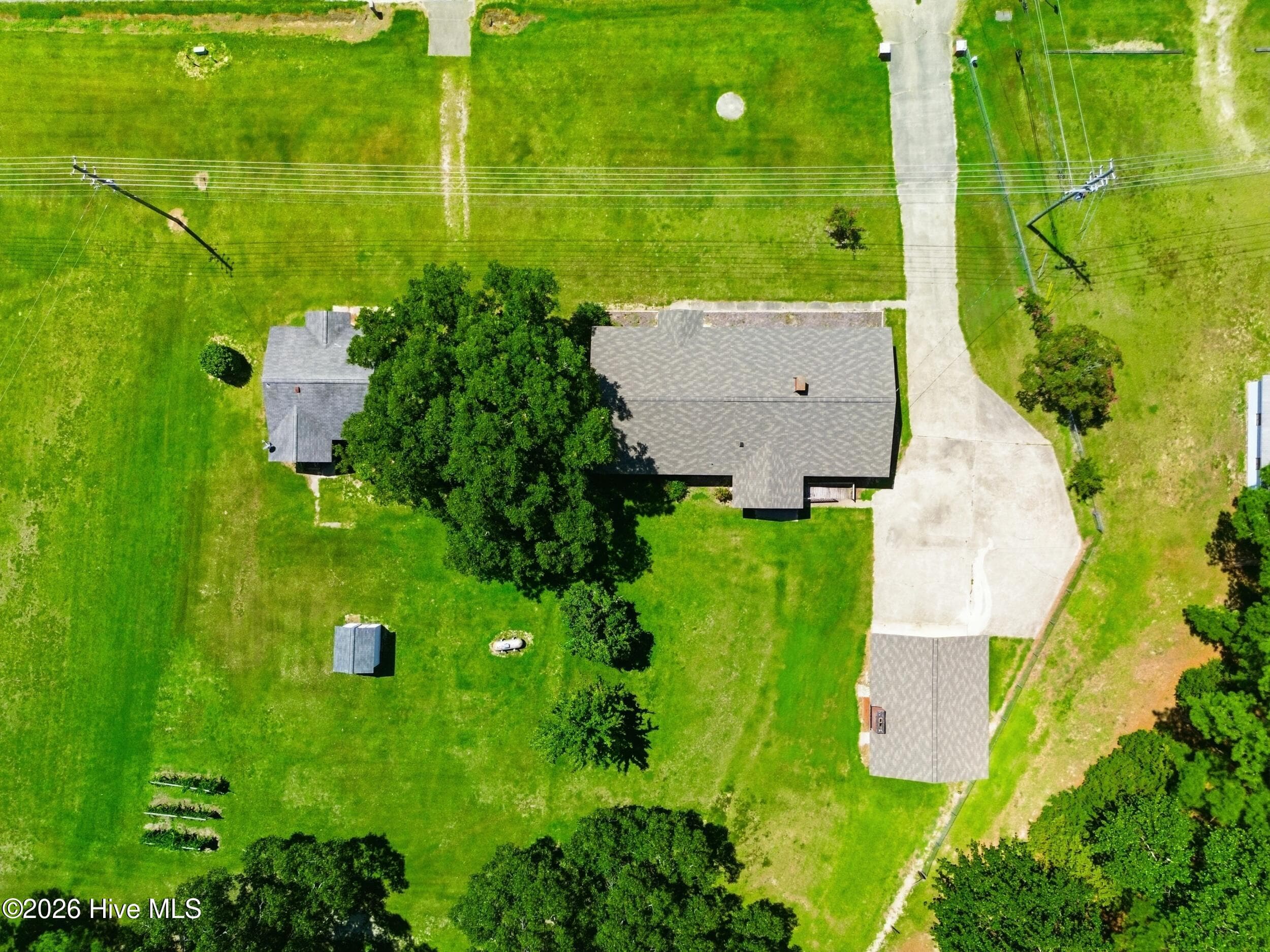 Single Family Residence at 8701 White Oak Road, Garner, NC 27529, photo 10 of 41