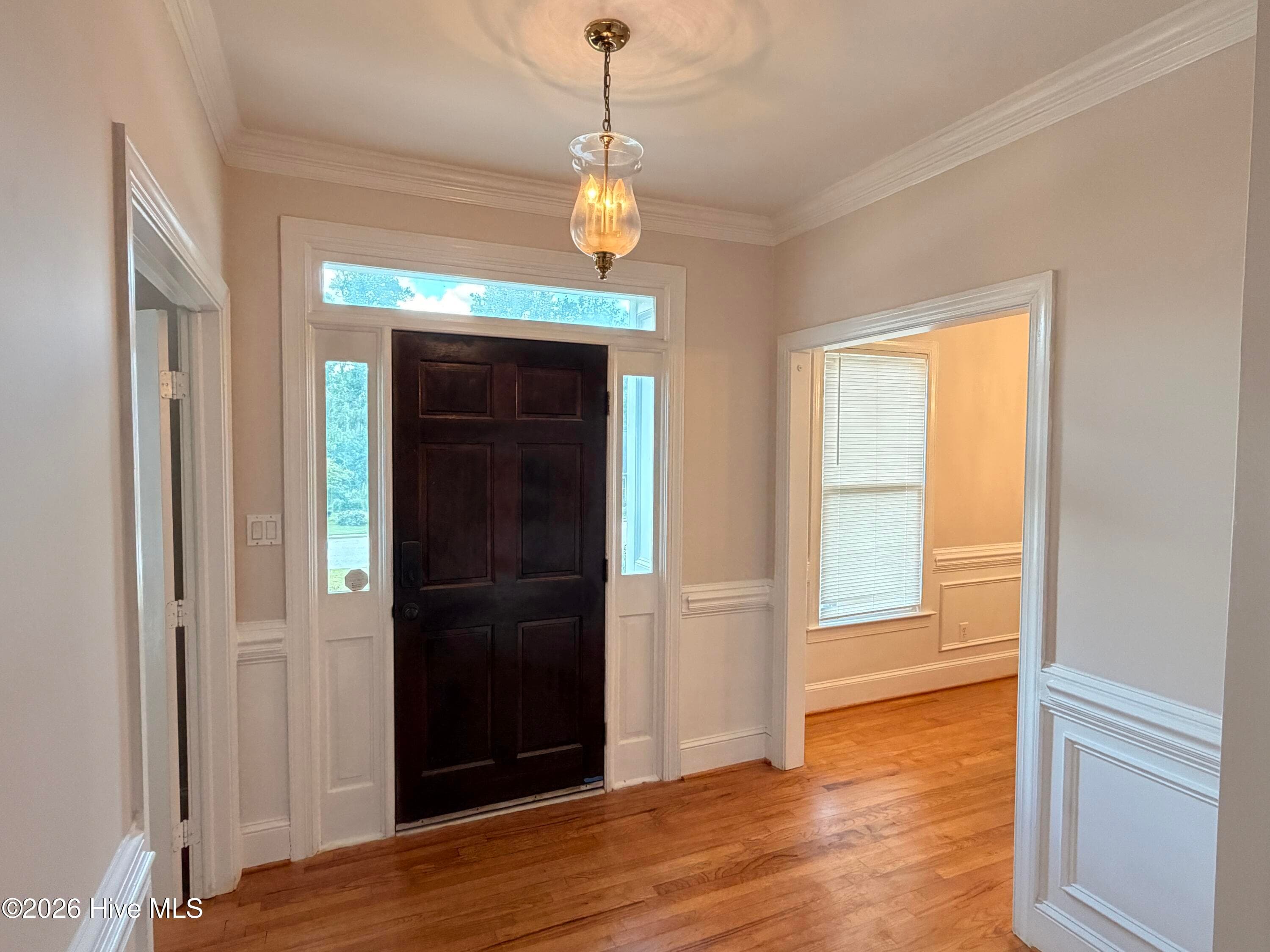 Hardwood floors on main level - 4147 Knollcrest Circle N, Martinez, GA 30907
