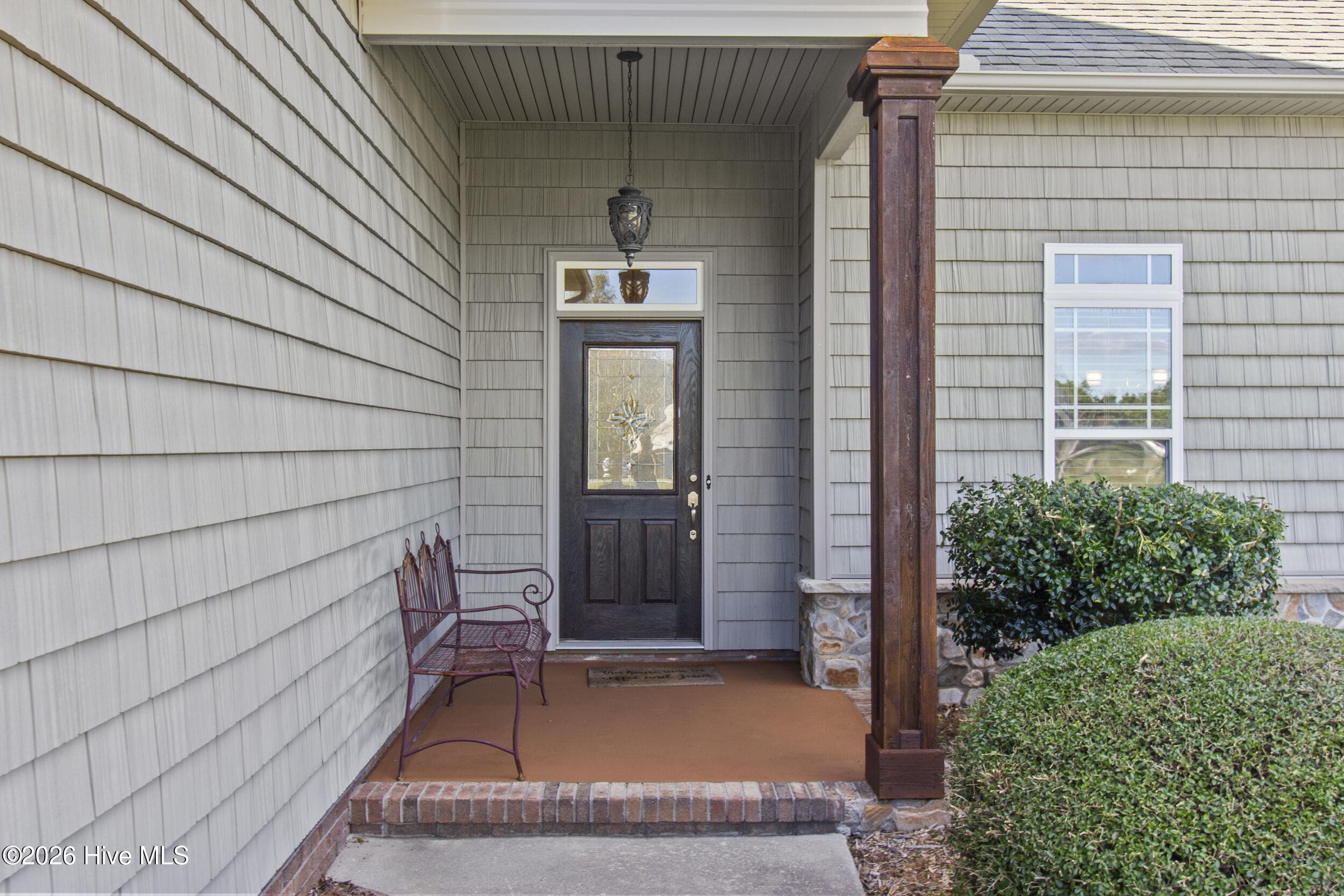 Single Family Residence at 307 Antioch Lakes Road, New Bern, NC 28560, photo 8 of 87
